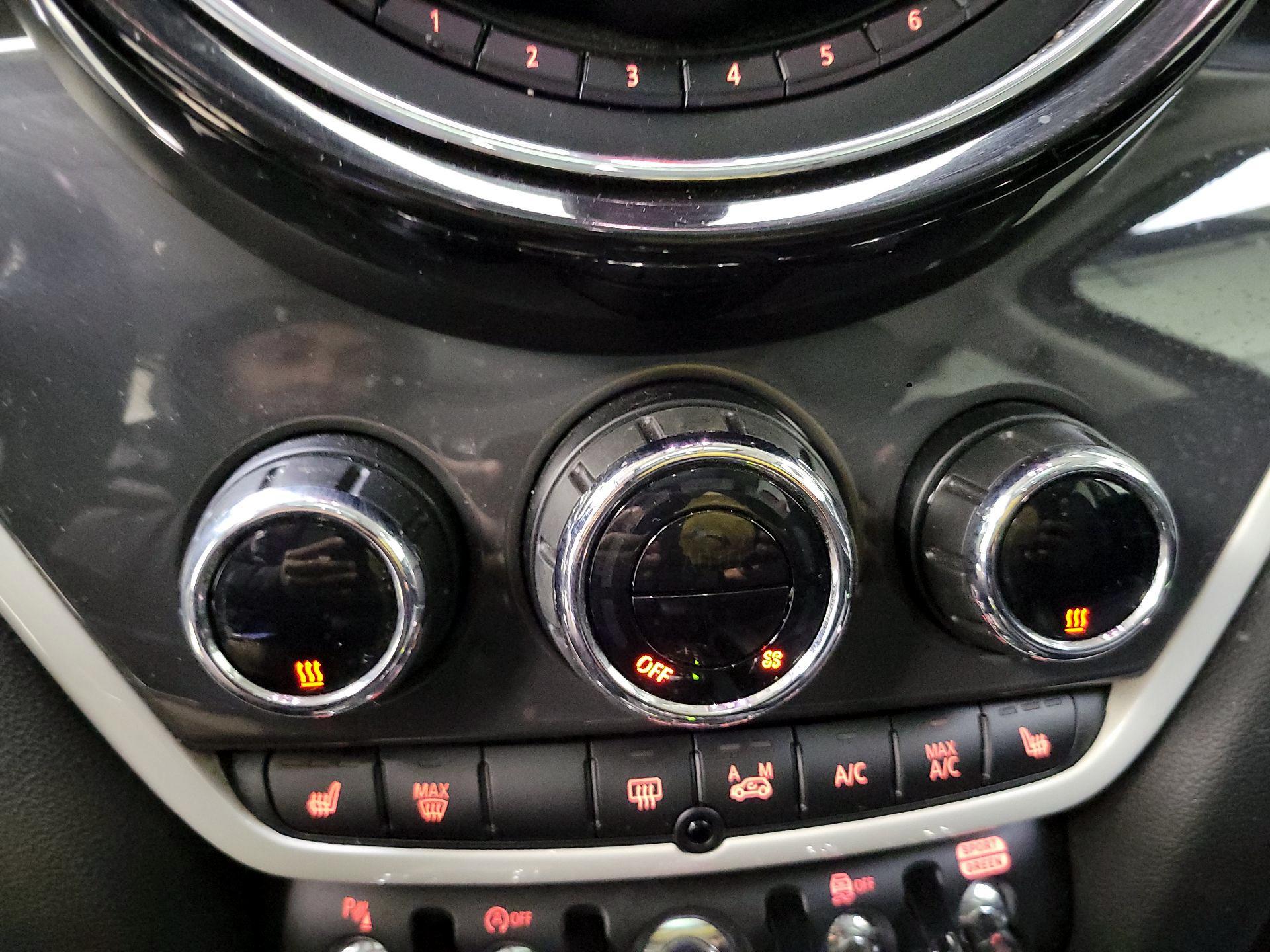 Thumbnail: 2018 MINI Cooper Countryman - 16