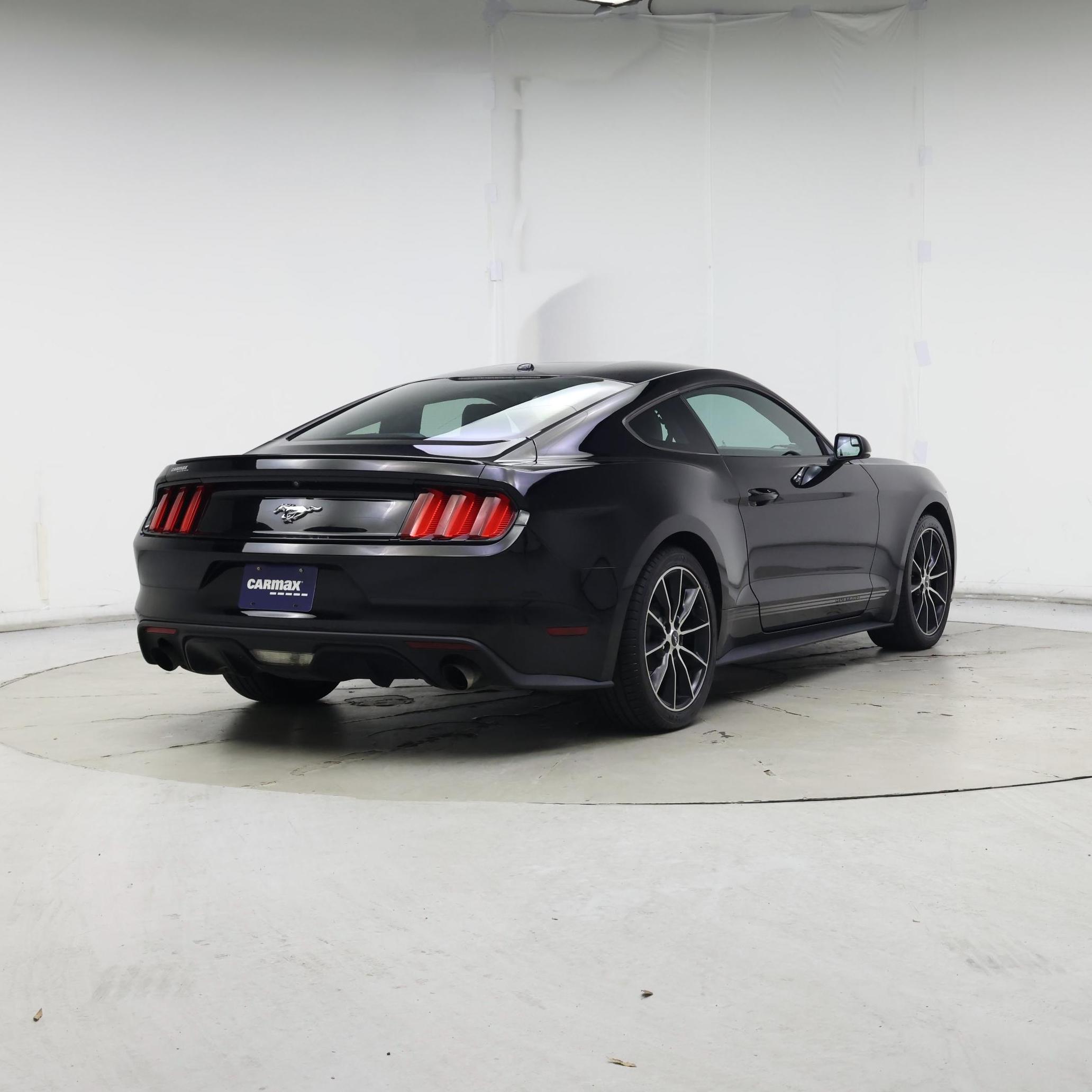 Thumbnail: 2017 Ford Mustang - 8