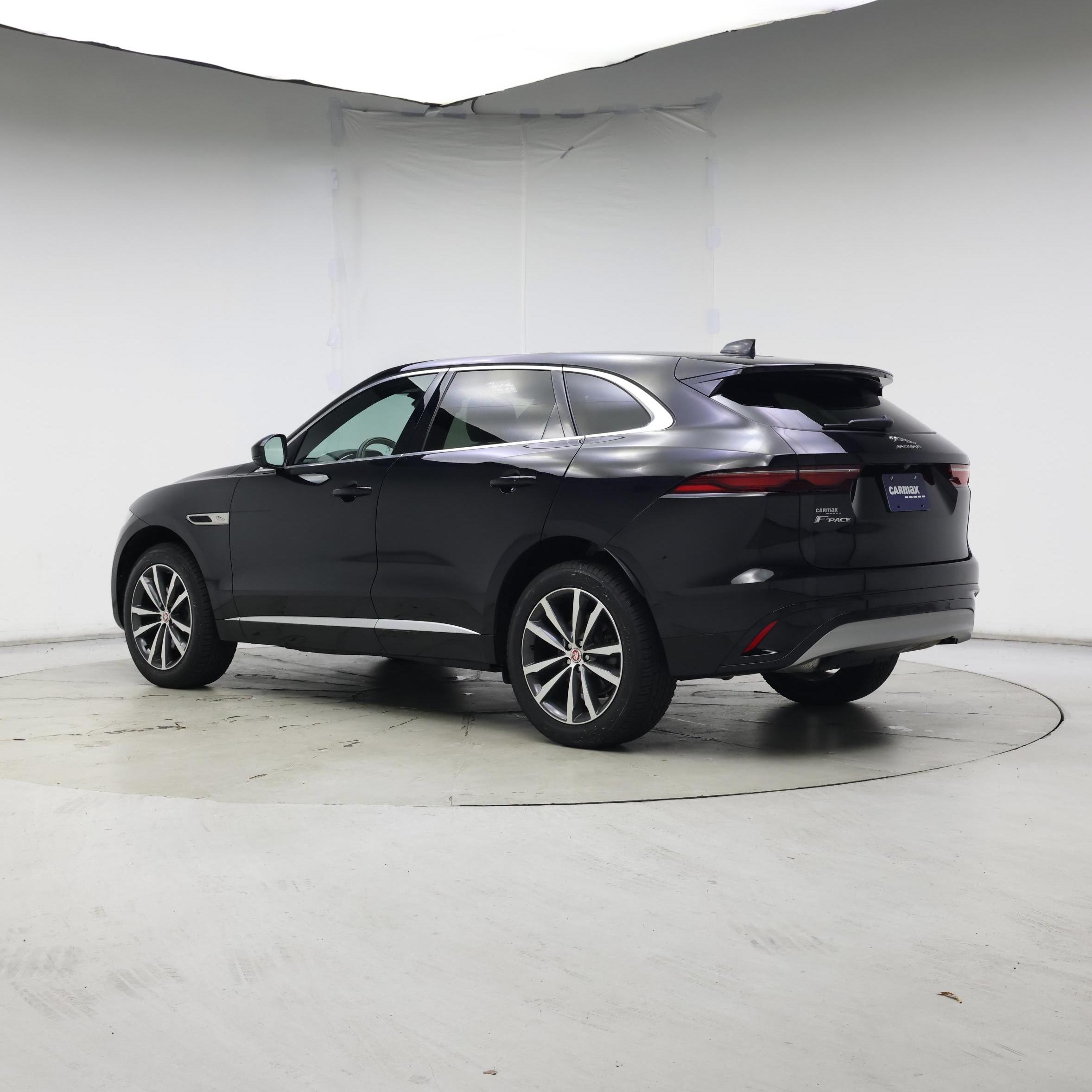 Thumbnail: 2023 Jaguar F-Pace - 2