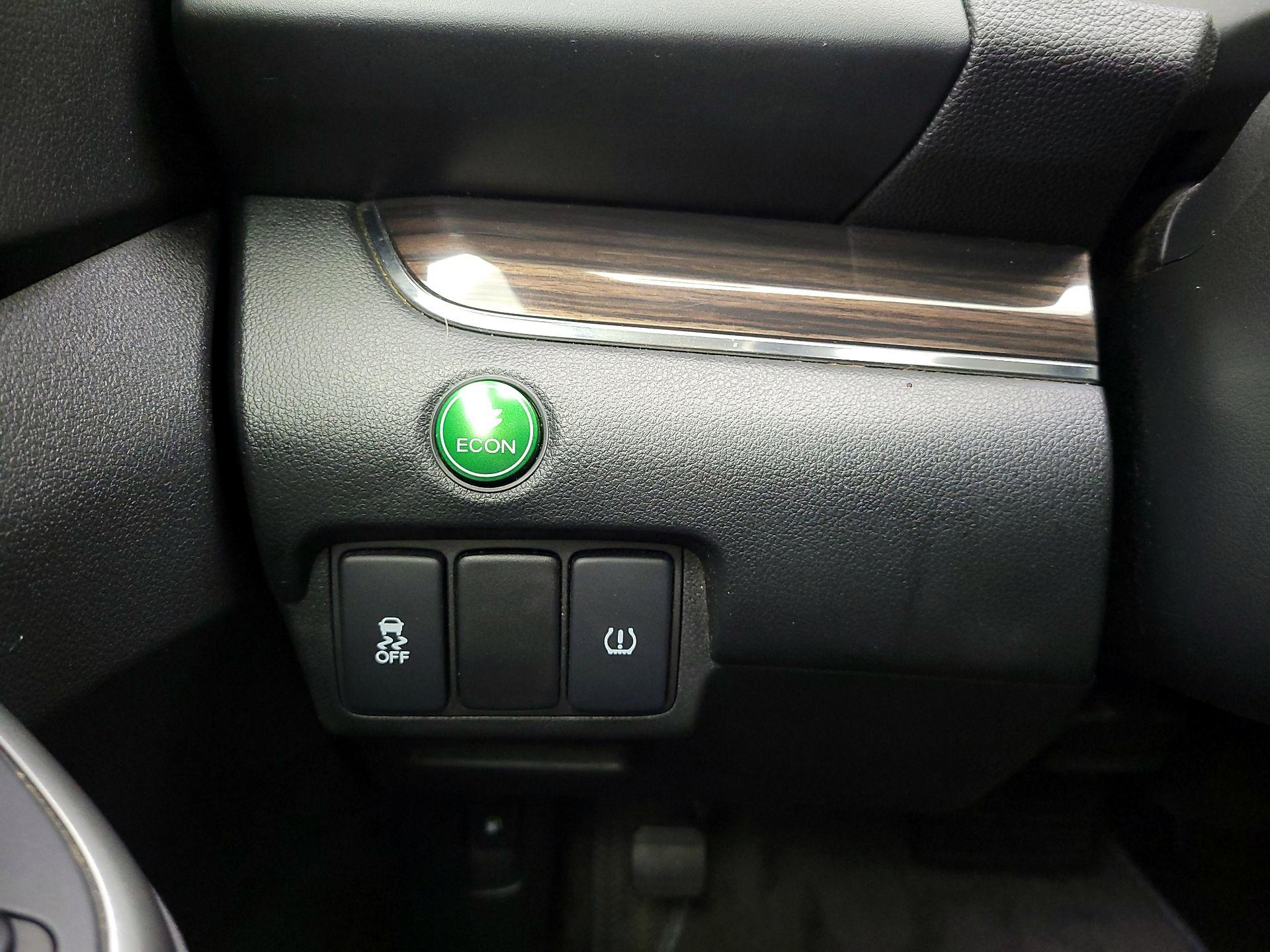 Thumbnail: 2016 Honda CR-V - 13