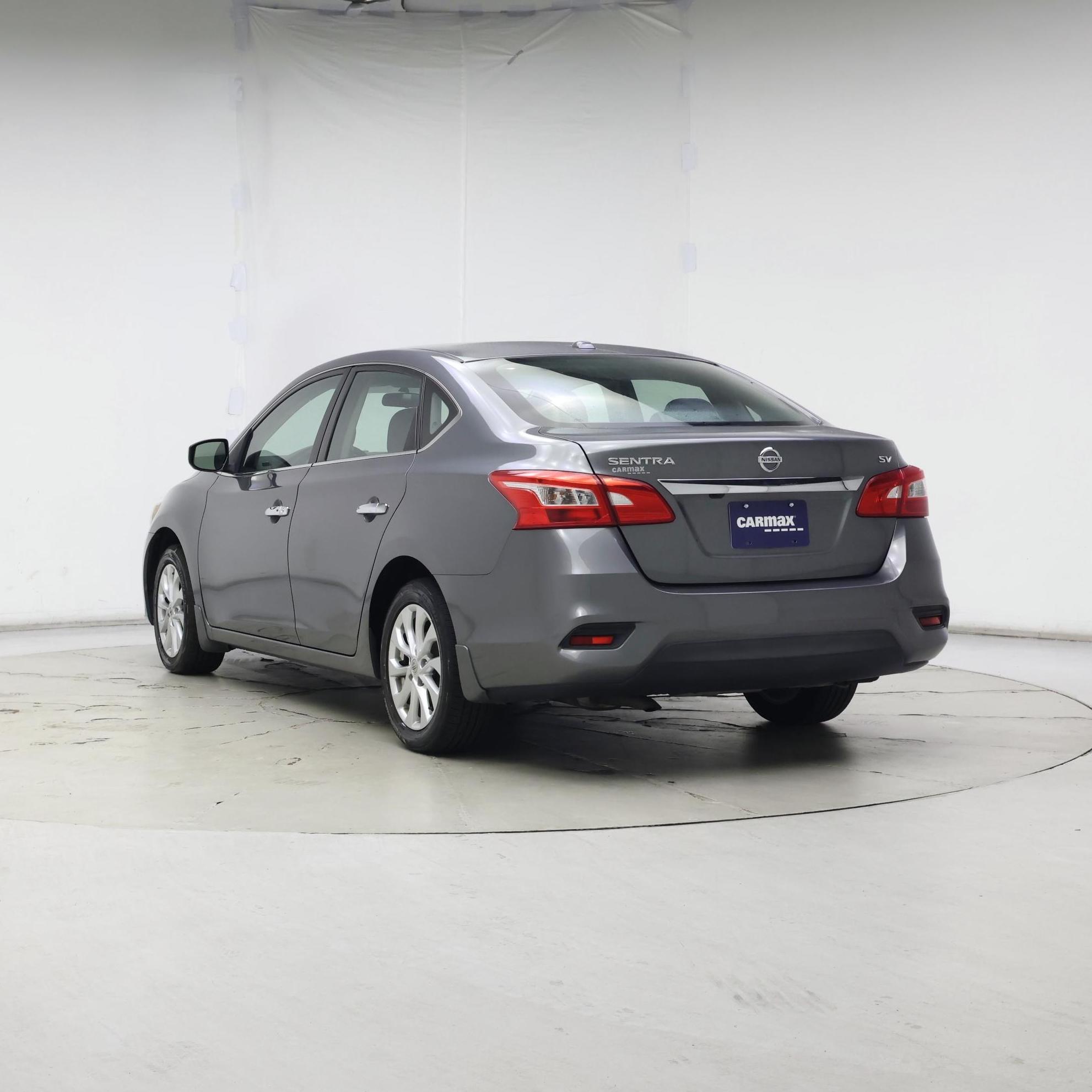 Thumbnail: 2016 Nissan Sentra - 2