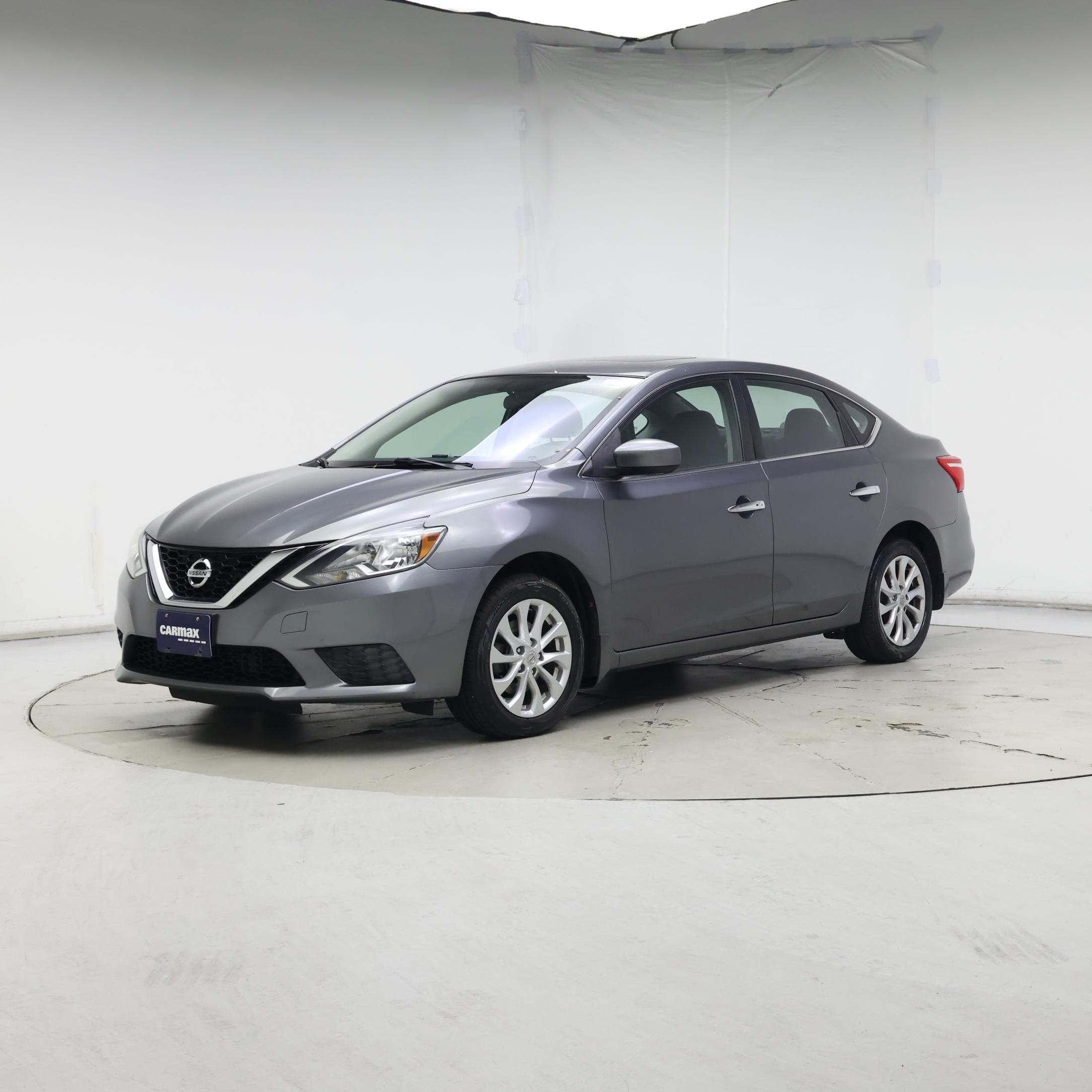 Thumbnail: 2016 Nissan Sentra - 4