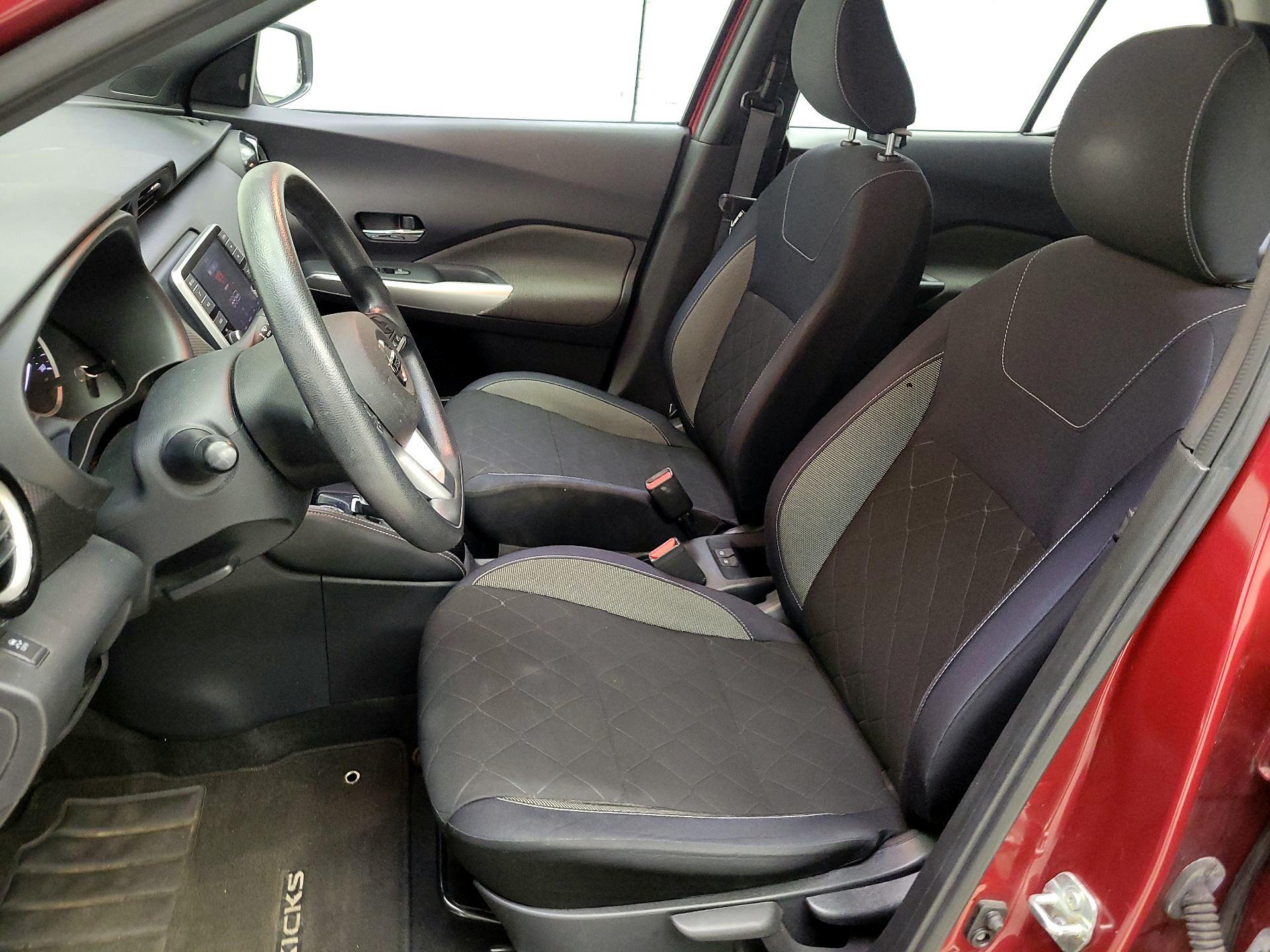 Thumbnail: 2018 Nissan Kicks - 11