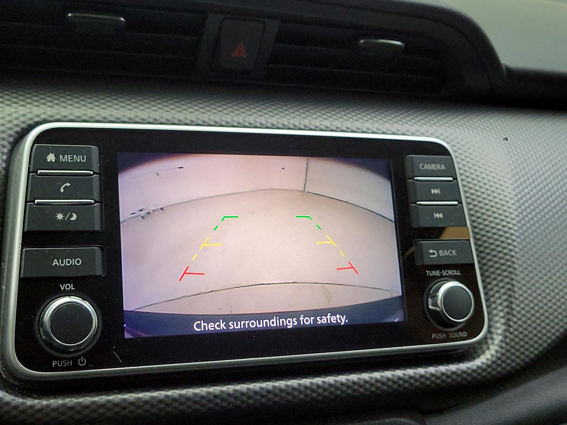 Thumbnail: 2018 Nissan Kicks - 14