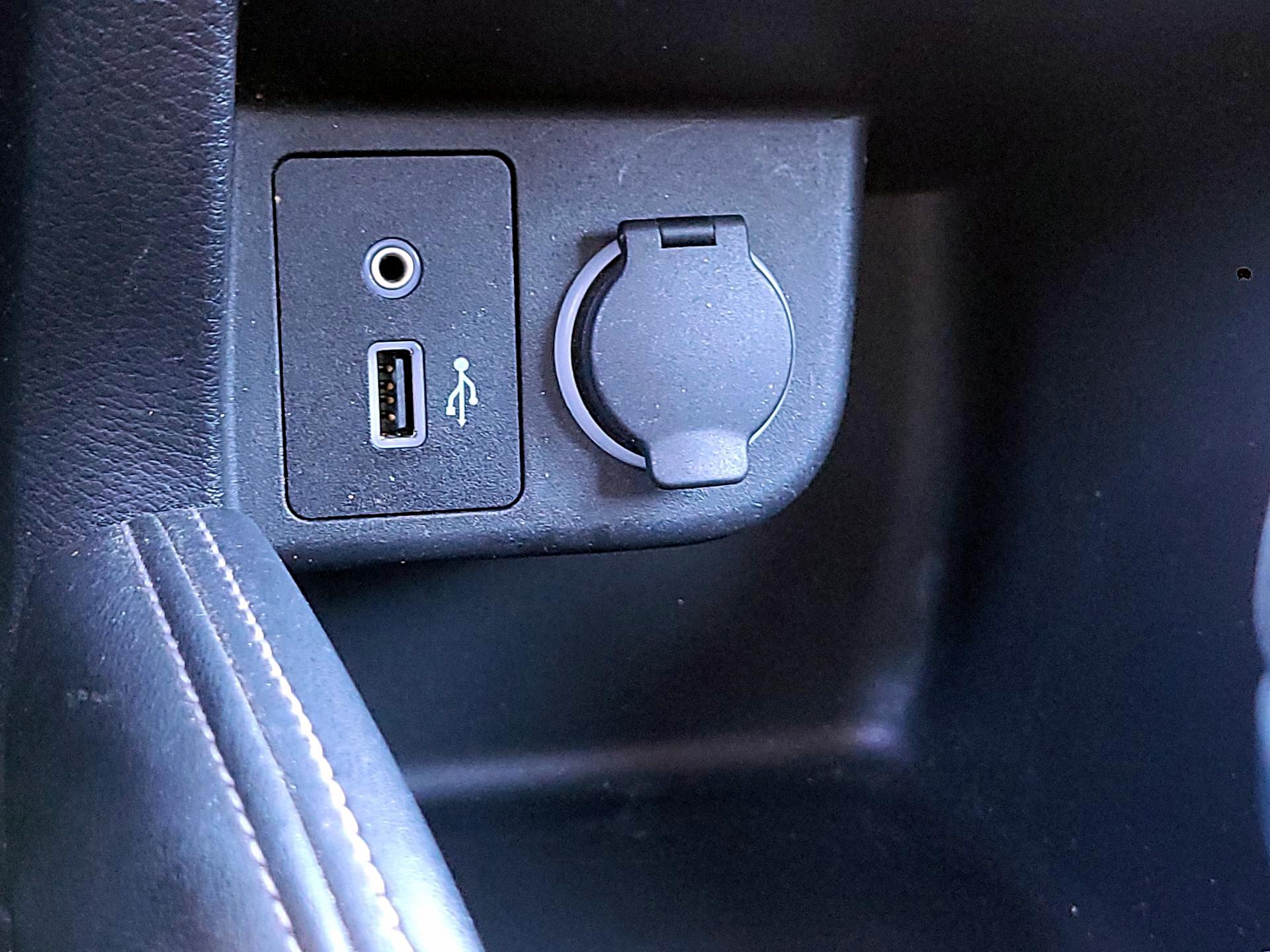 Thumbnail: 2018 Nissan Kicks - 18