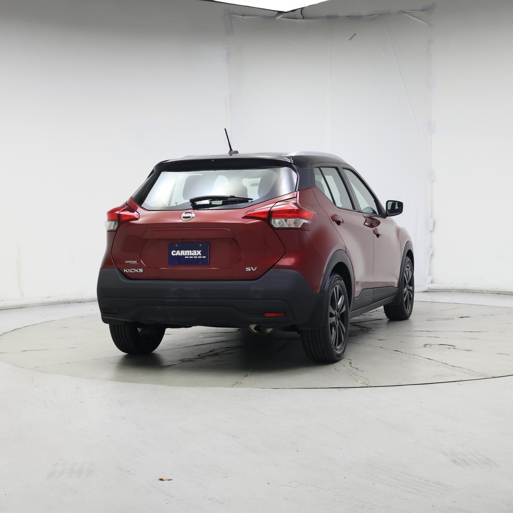 Thumbnail: 2018 Nissan Kicks - 8