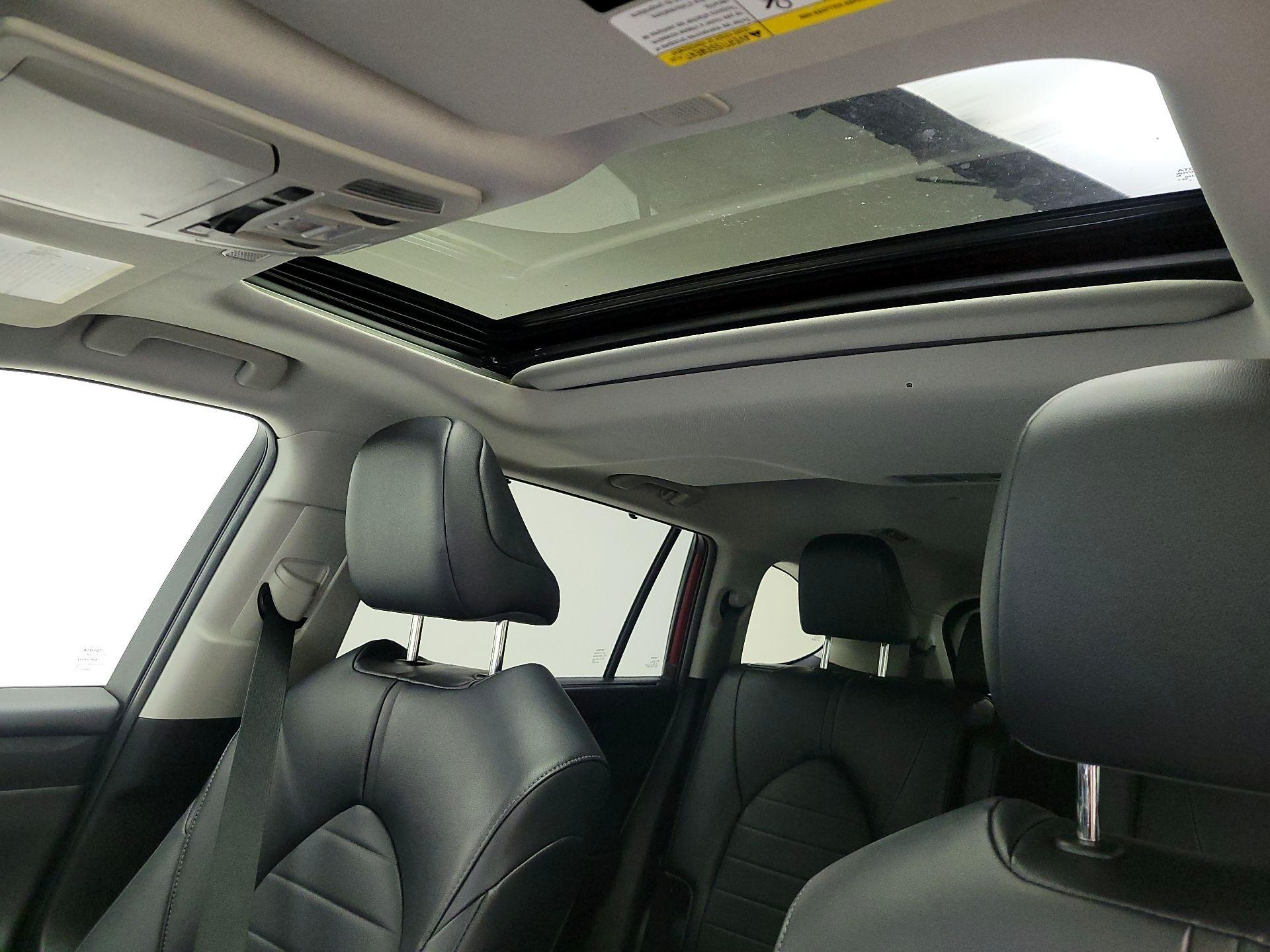 Thumbnail: 2023 Toyota Highlander - 20