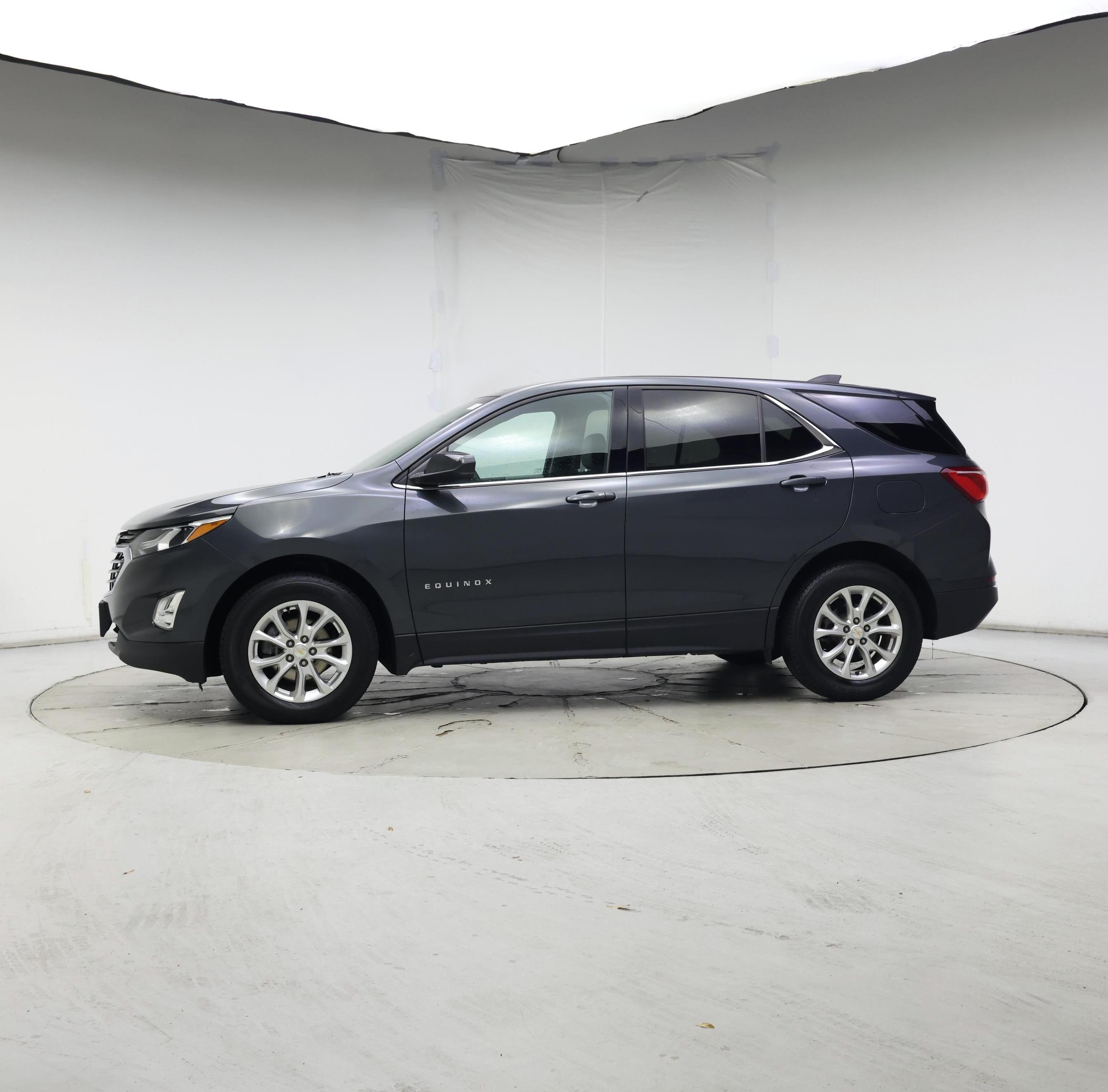 Thumbnail: 2020 Chevrolet Equinox - 3