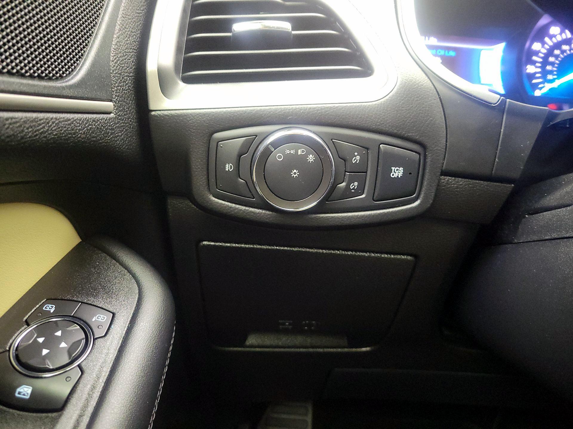 Thumbnail: 2021 Ford Edge - 13