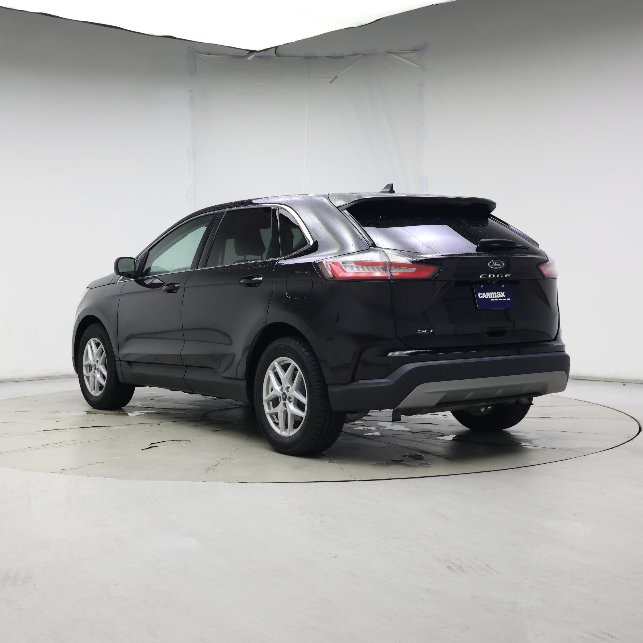 Thumbnail: 2021 Ford Edge - 2