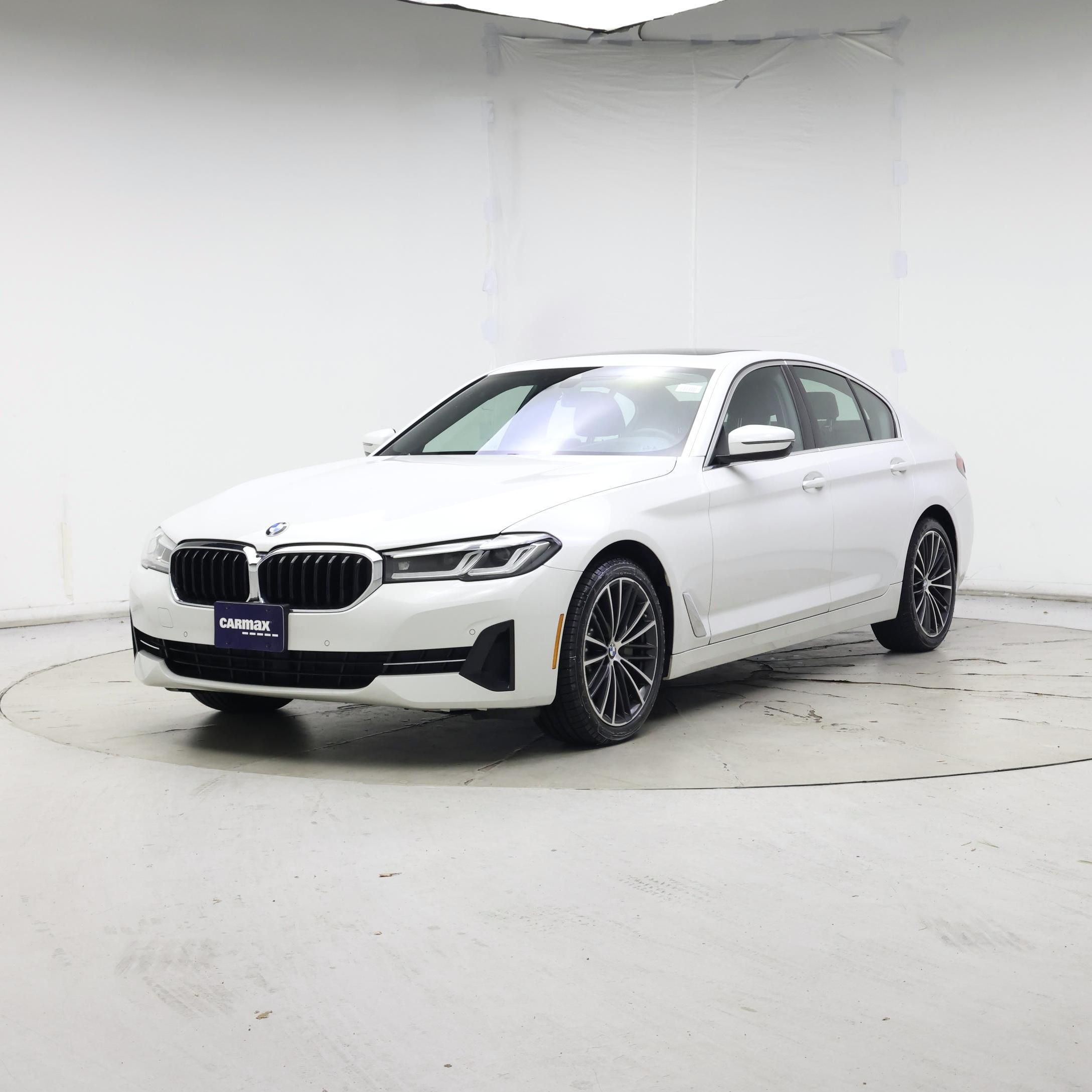 Thumbnail: 2022 BMW 5 Series - 4