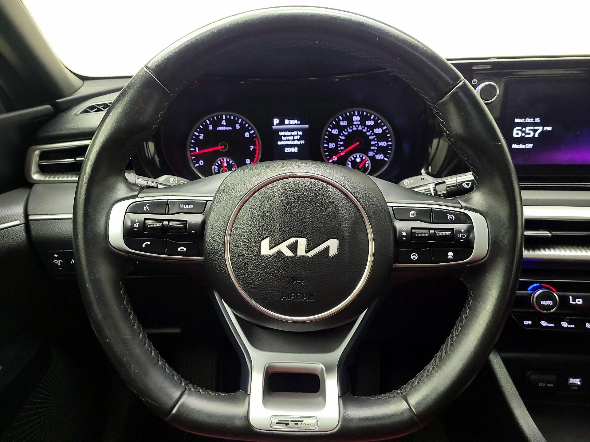 Thumbnail: 2023 Kia K5 - 10
