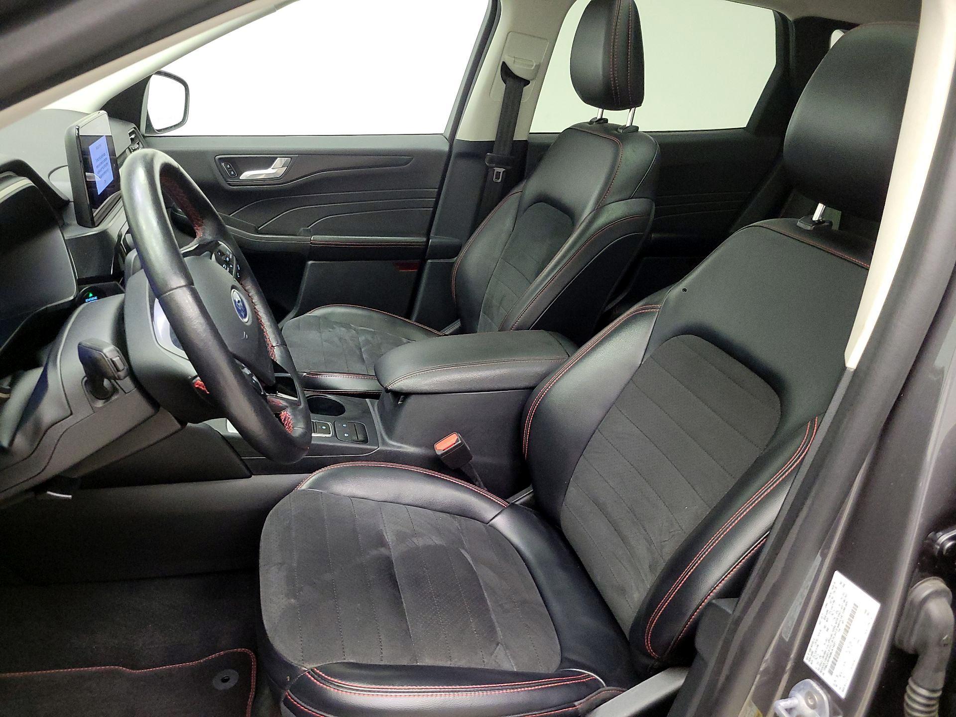 Thumbnail: 2021 Ford Escape - 11