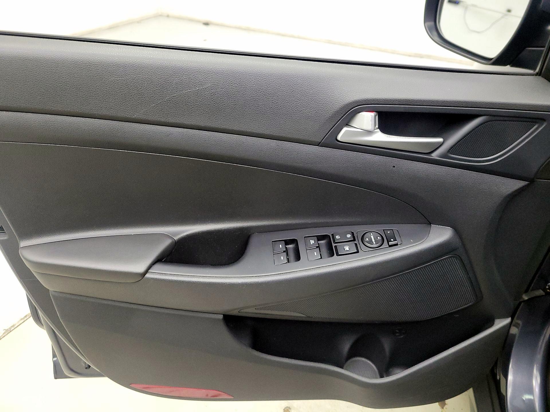 Thumbnail: 2021 Hyundai Tucson - 12