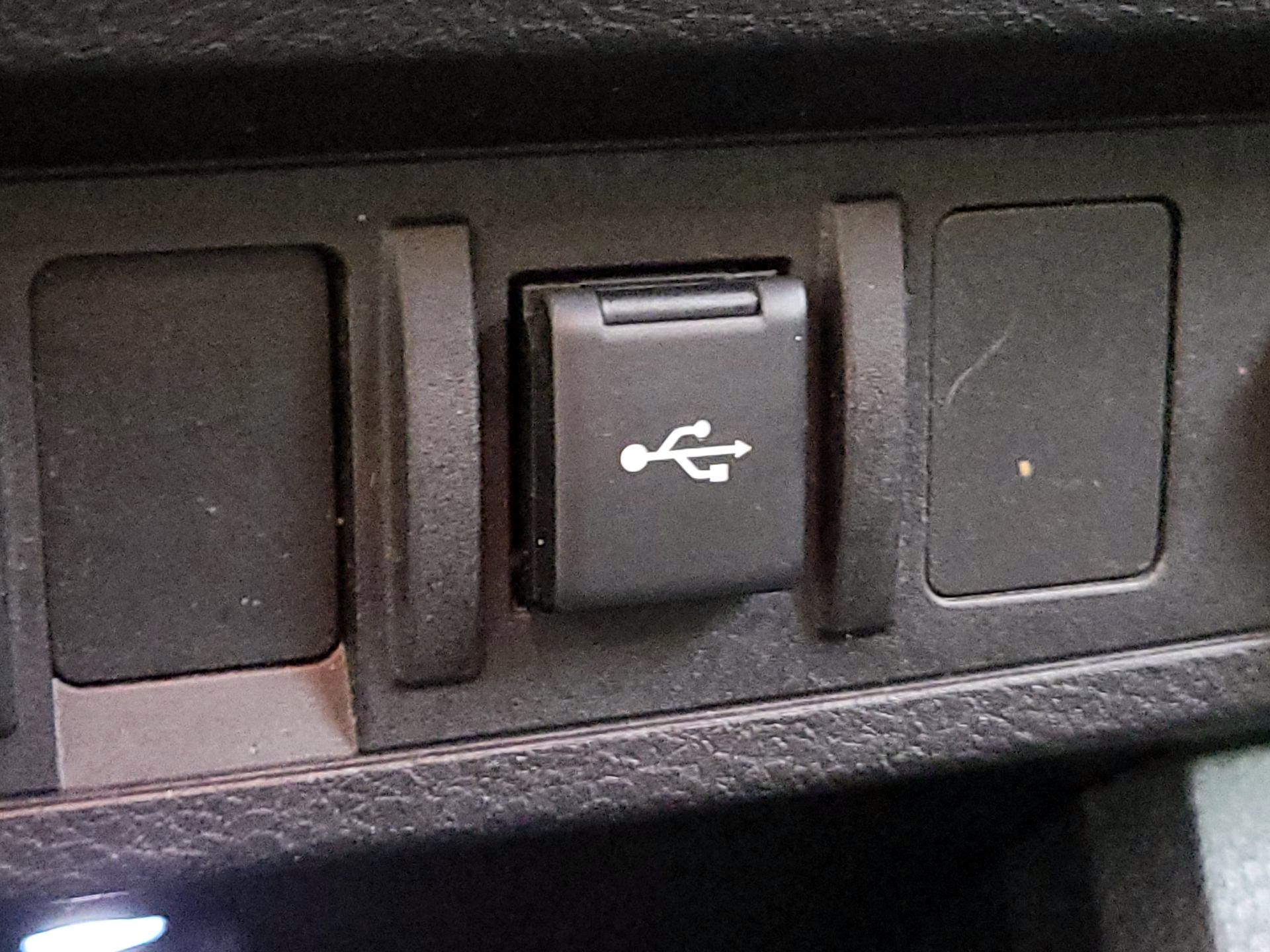 Thumbnail: 2023 Toyota Tacoma - 18