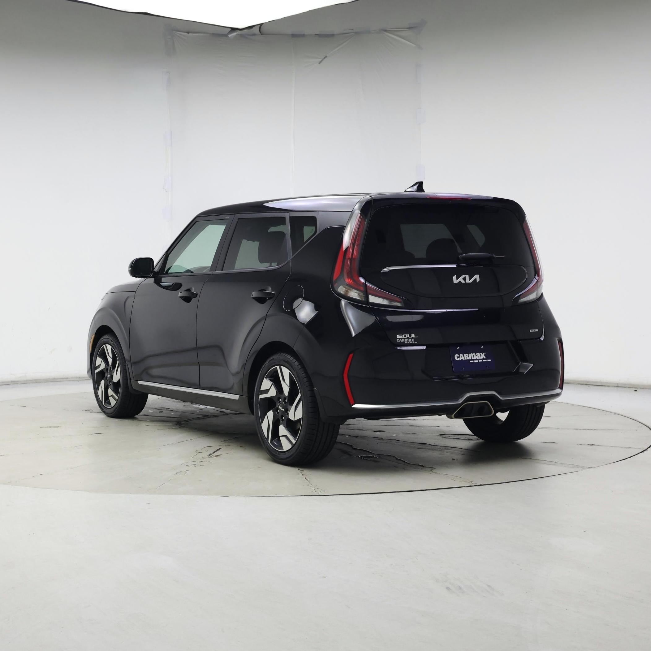 Thumbnail: 2023 Kia Soul - 2