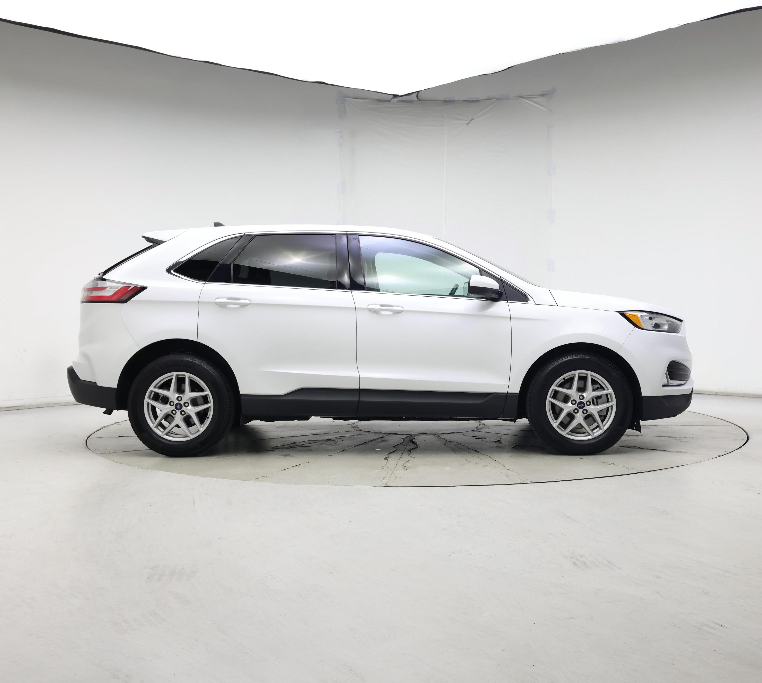Thumbnail: 2021 Ford Edge - 7