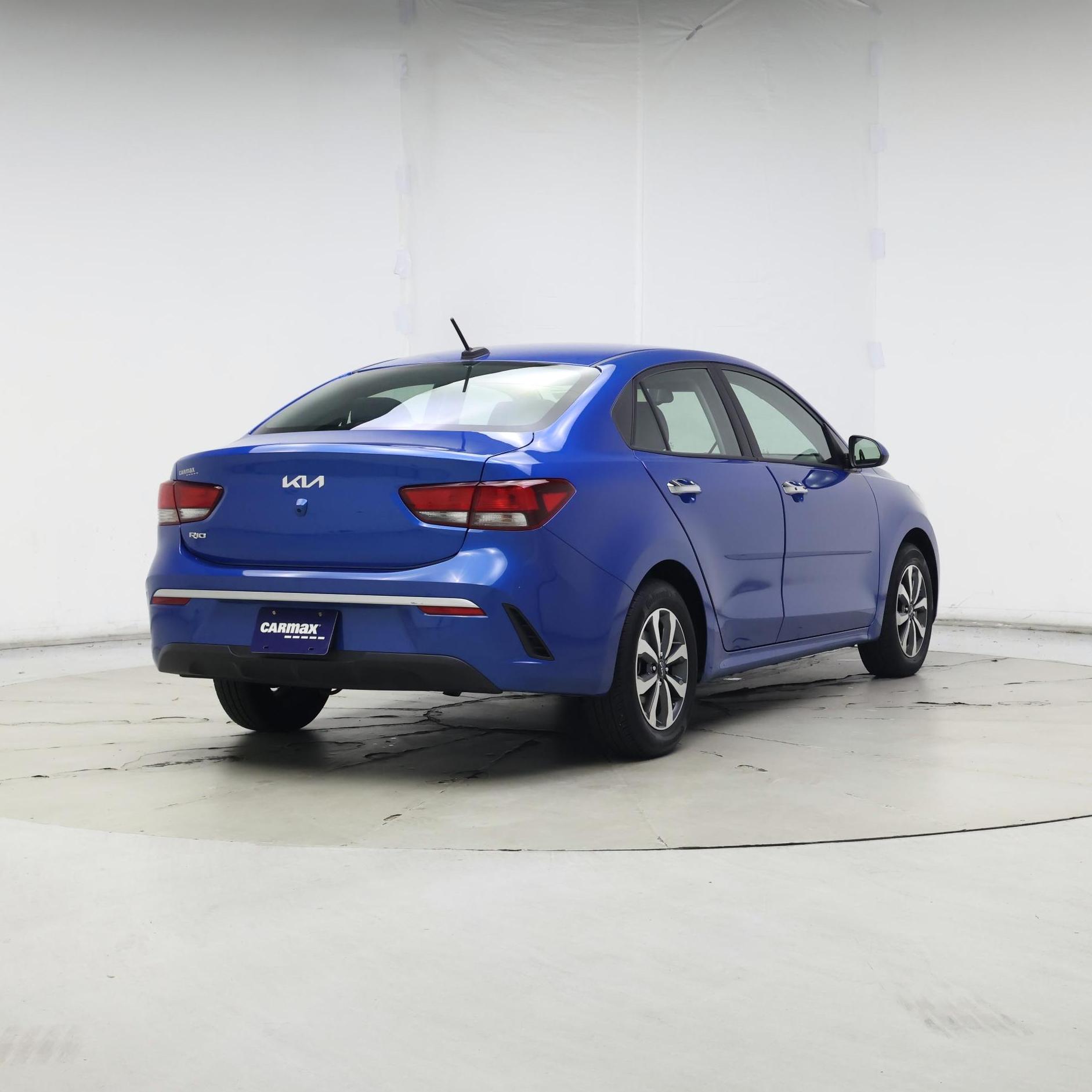 Thumbnail: 2023 Kia Rio - 8