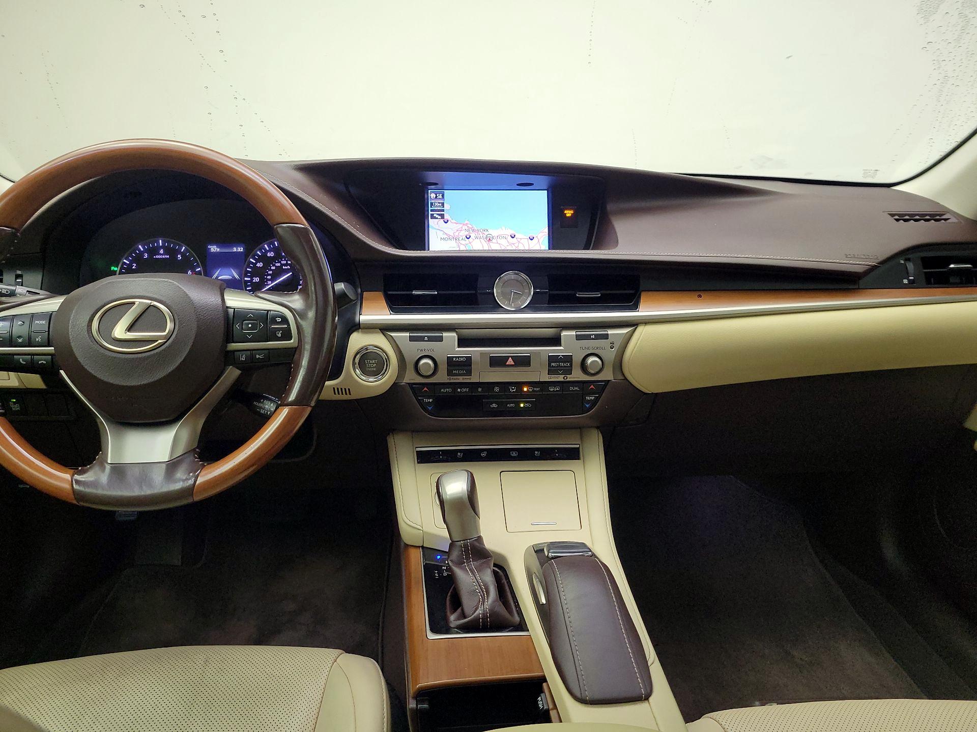 Thumbnail: 2018 Lexus ES - 9
