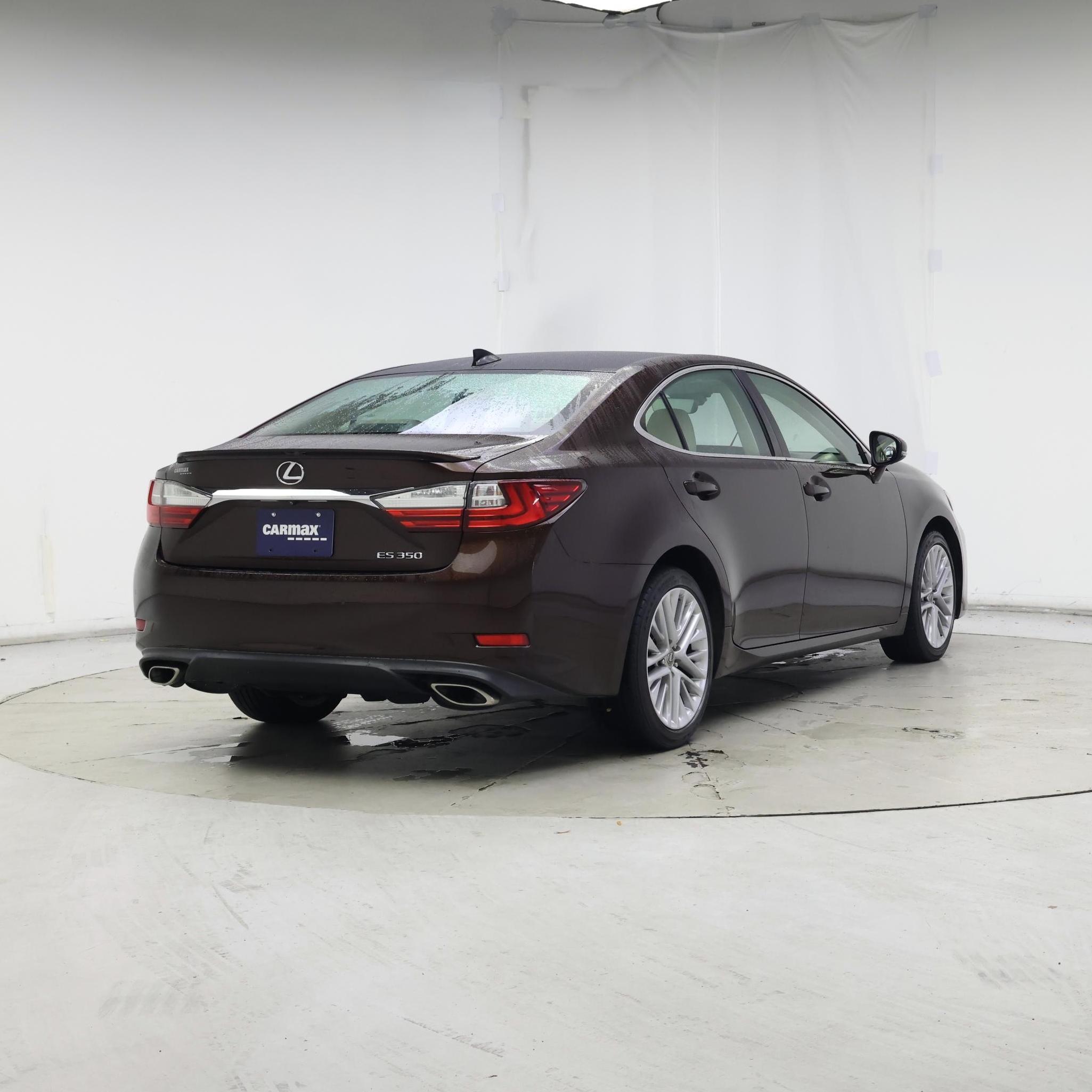 Thumbnail: 2018 Lexus ES - 8