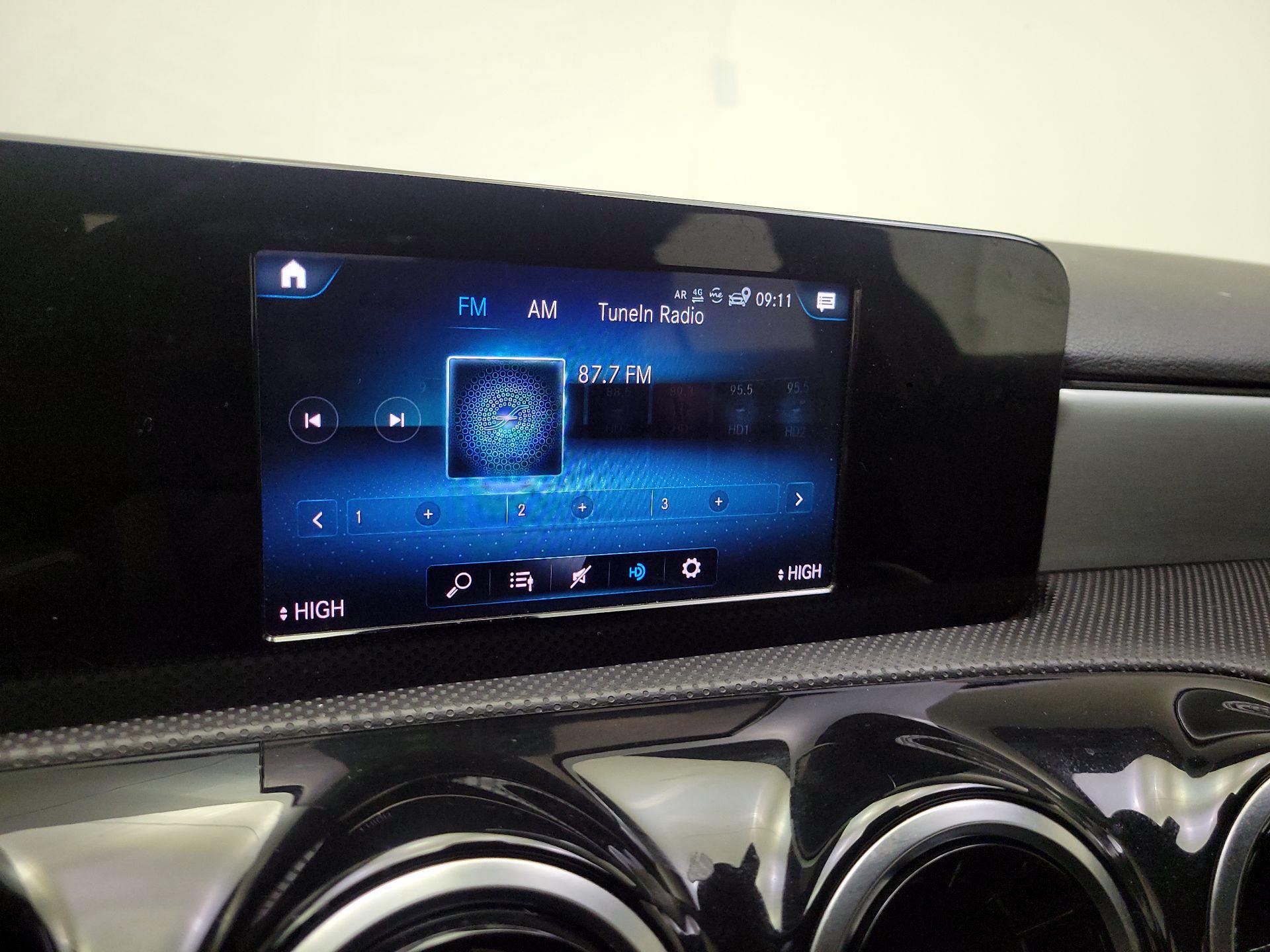 Thumbnail: 2019 Mercedes-Benz A-Class - 15