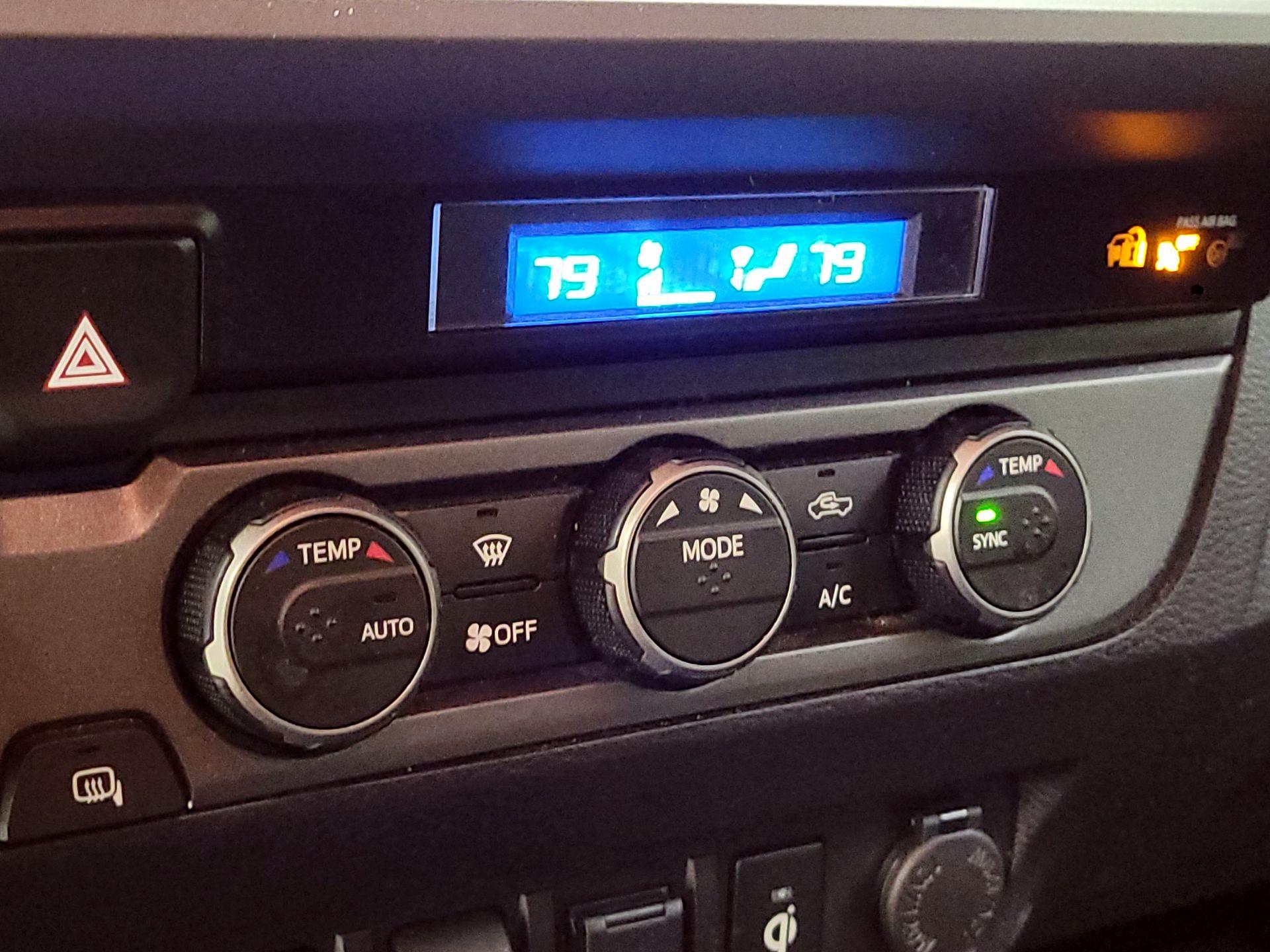 Thumbnail: 2022 Toyota Tacoma - 16