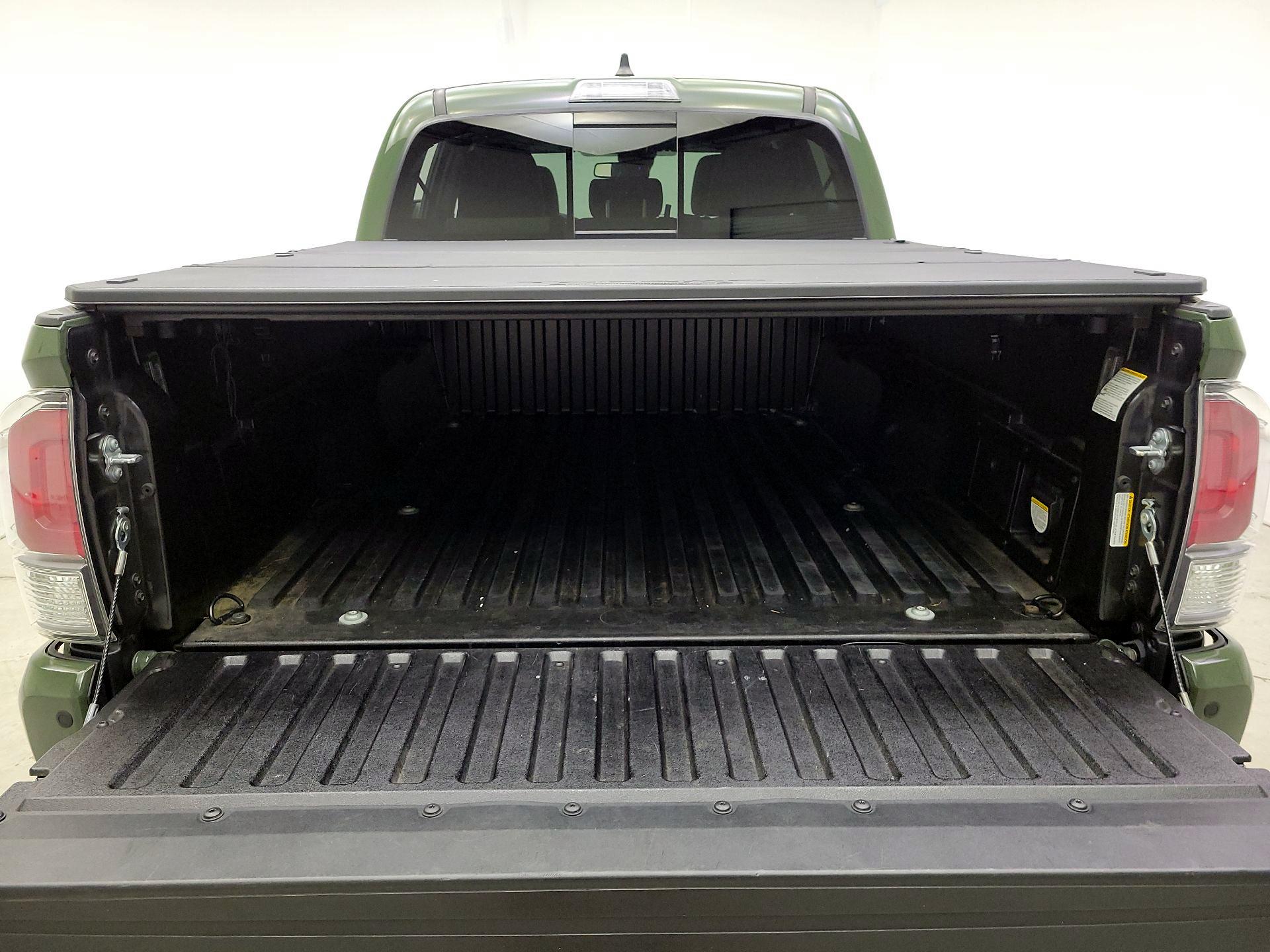 Thumbnail: 2022 Toyota Tacoma - 20