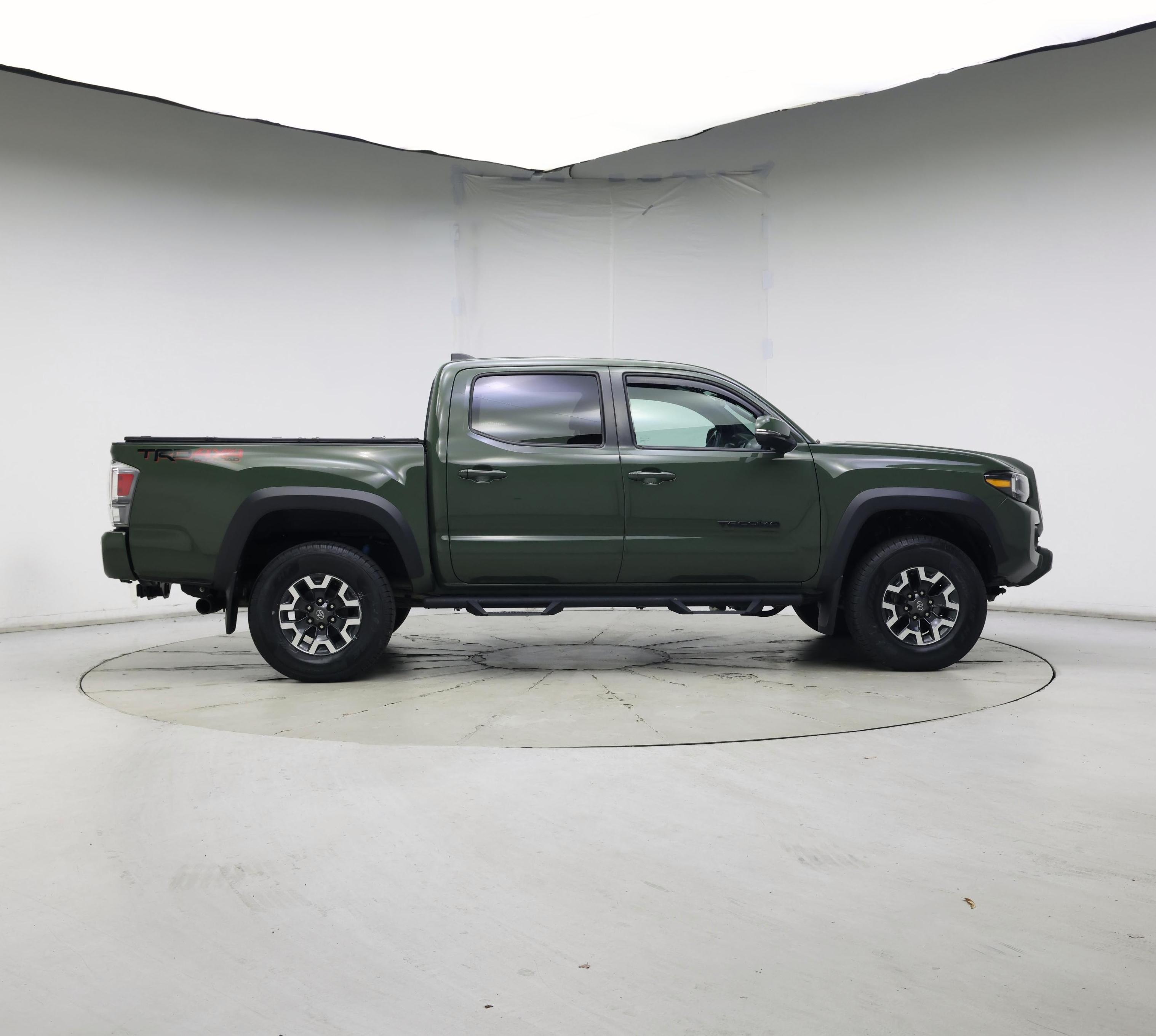 Thumbnail: 2022 Toyota Tacoma - 7