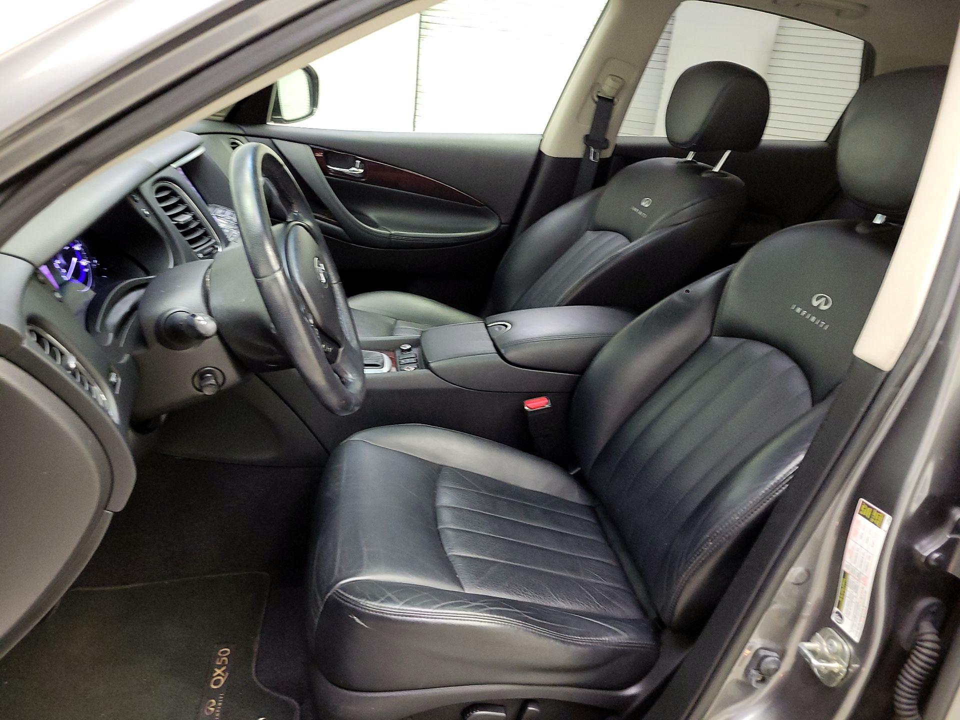 Thumbnail: 2014 INFINITI QX50 - 11