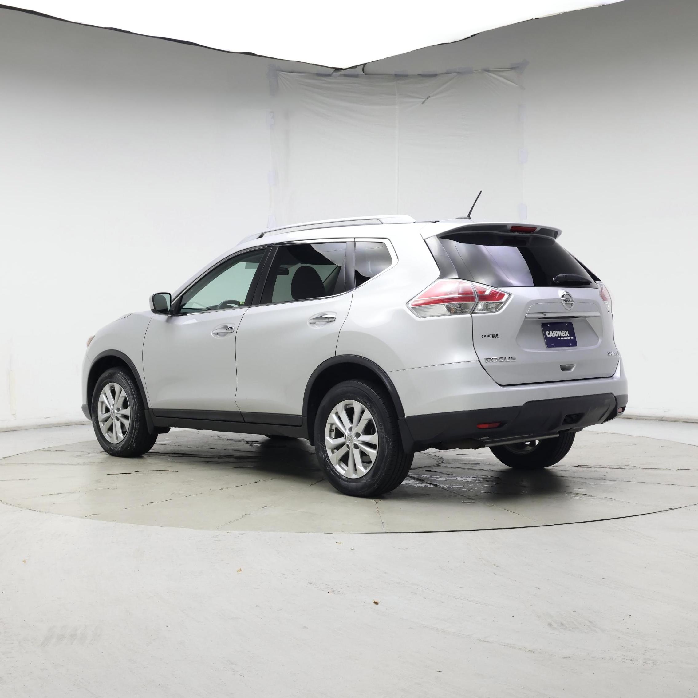 Thumbnail: 2016 Nissan Rogue - 2