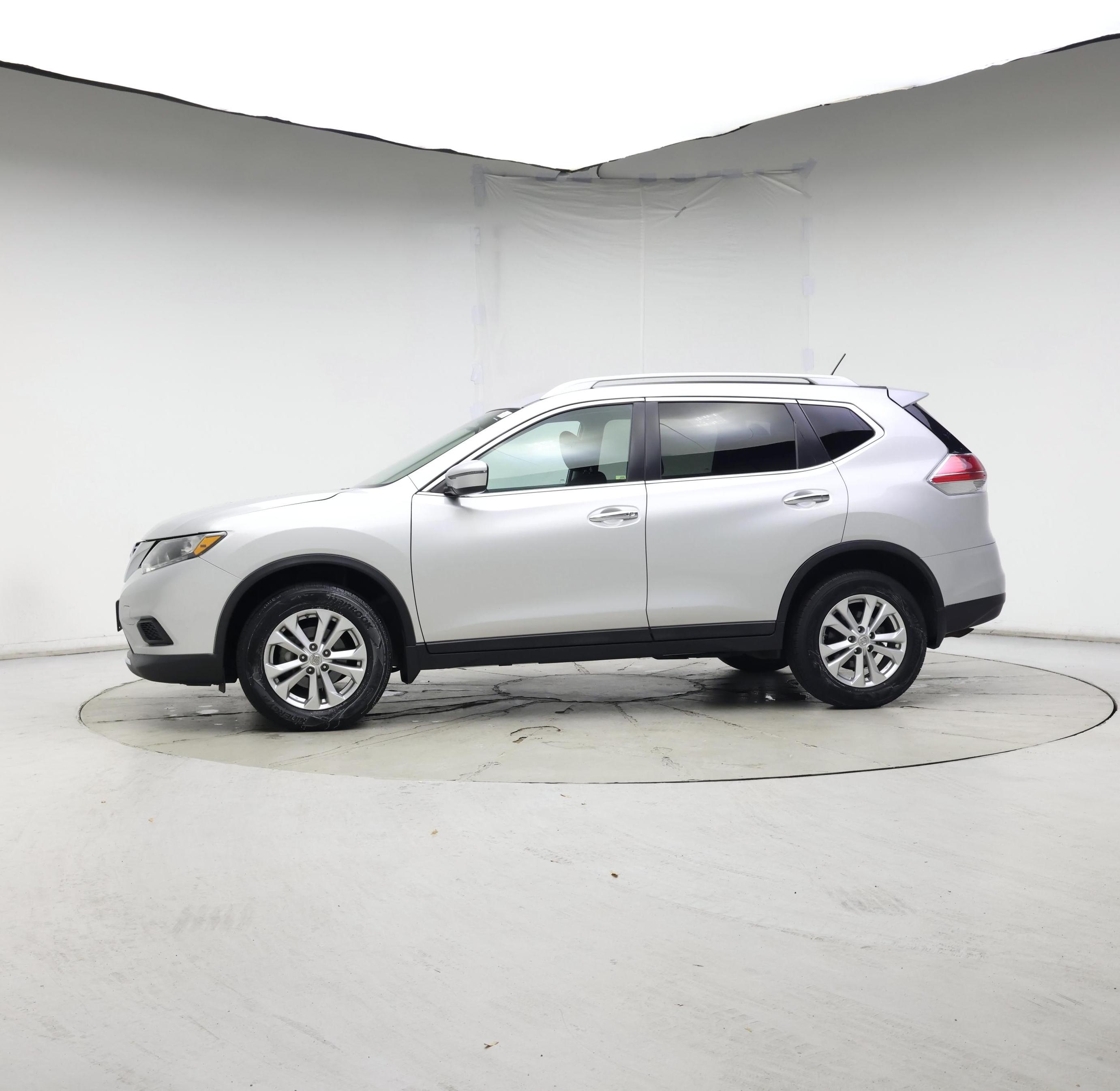 Thumbnail: 2016 Nissan Rogue - 3