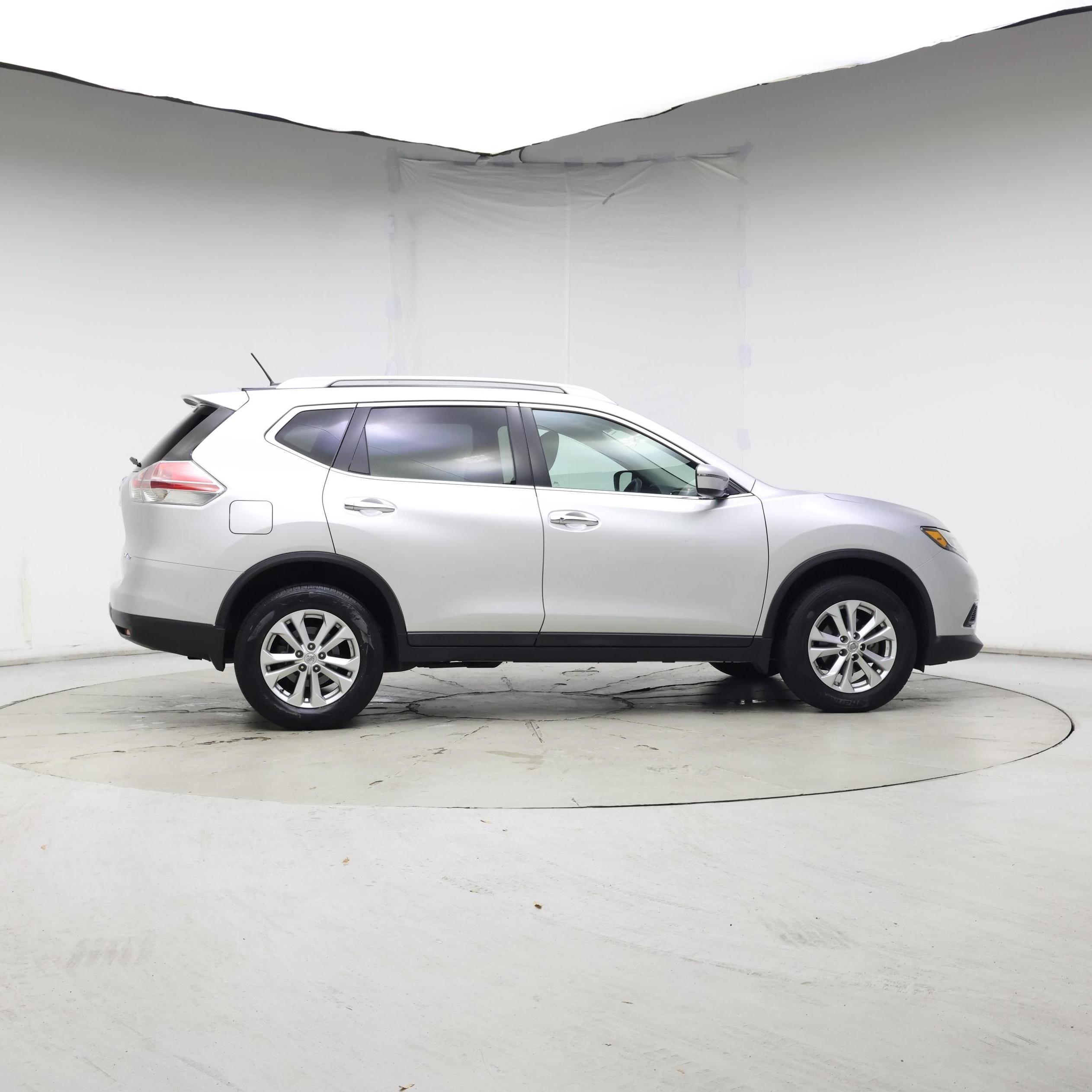 Thumbnail: 2016 Nissan Rogue - 7