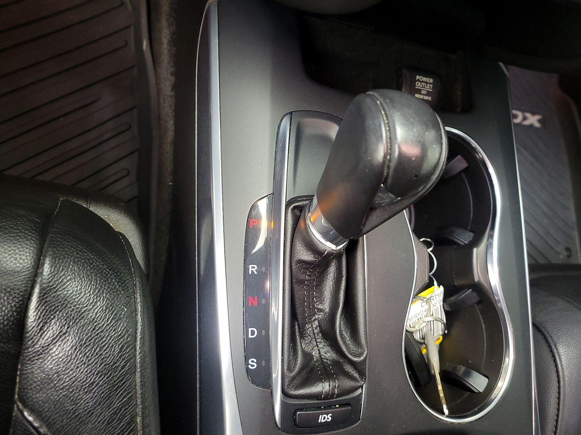 Thumbnail: 2015 Acura MDX - 17