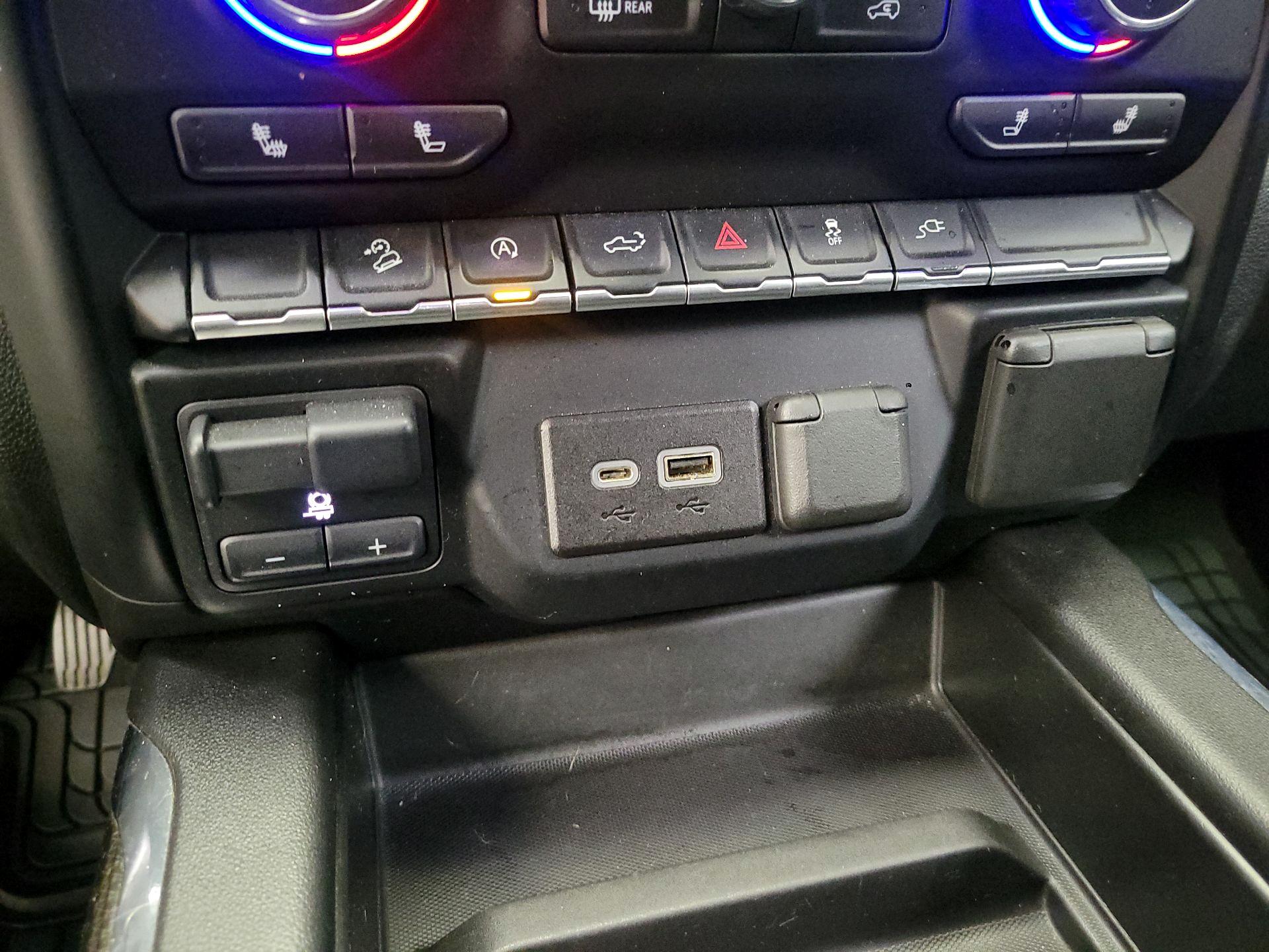 Thumbnail: 2022 Chevrolet Silverado 1500 - 18