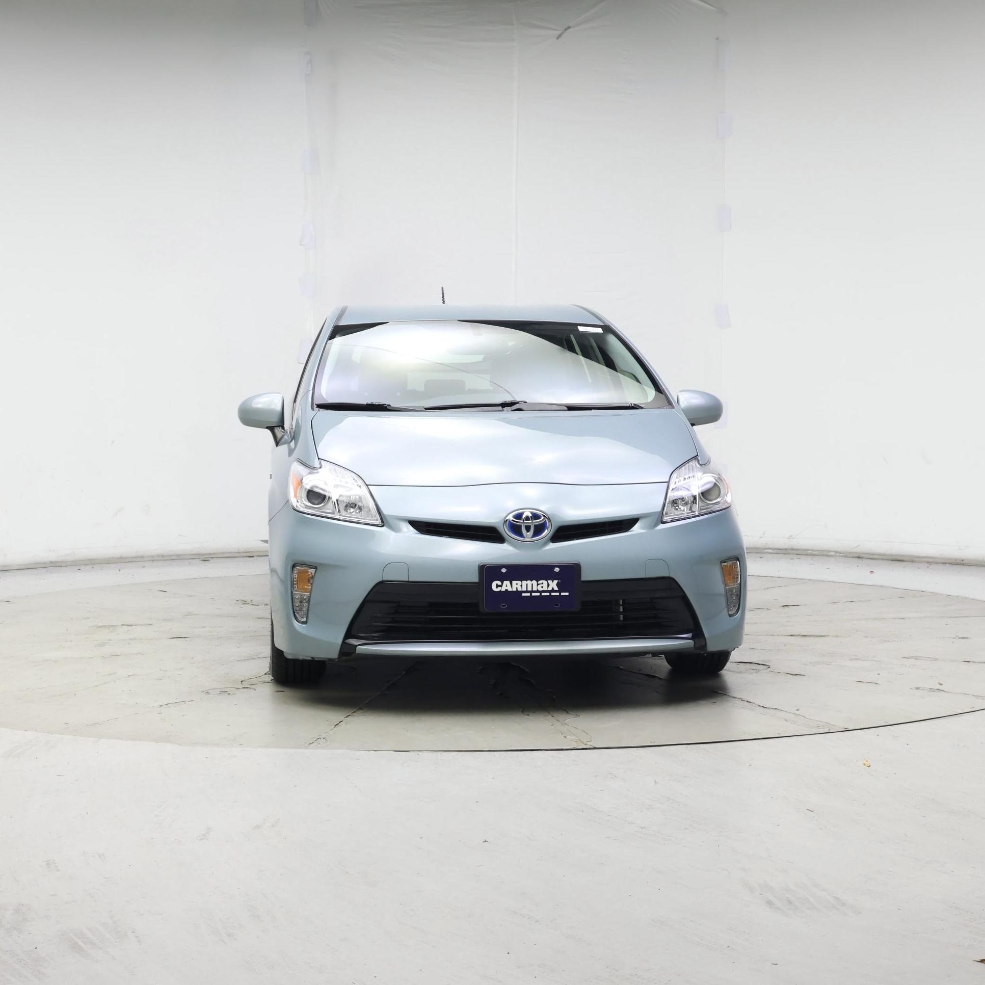 Thumbnail: 2015 Toyota Prius - 5