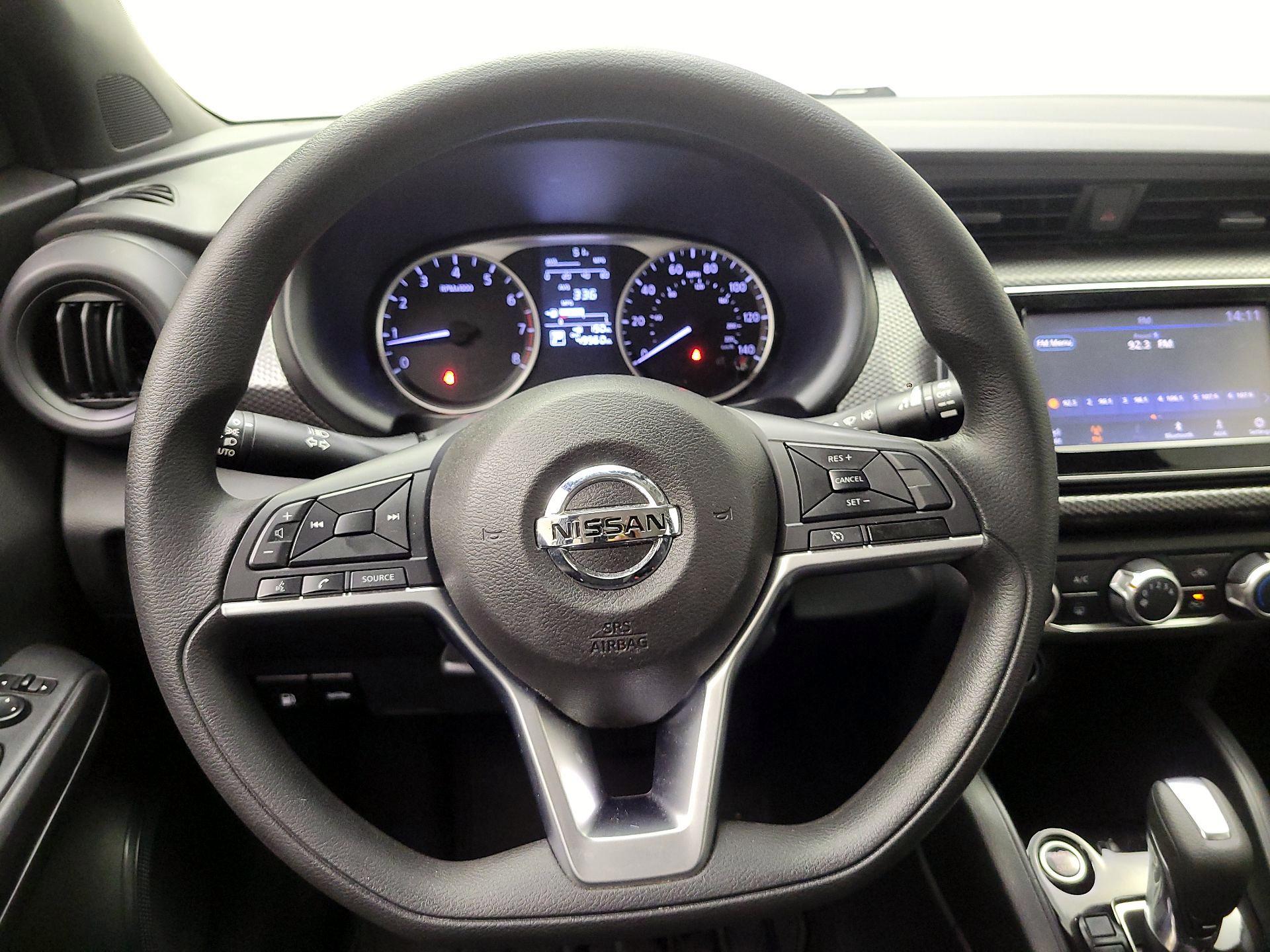 Thumbnail: 2020 Nissan Kicks - 10