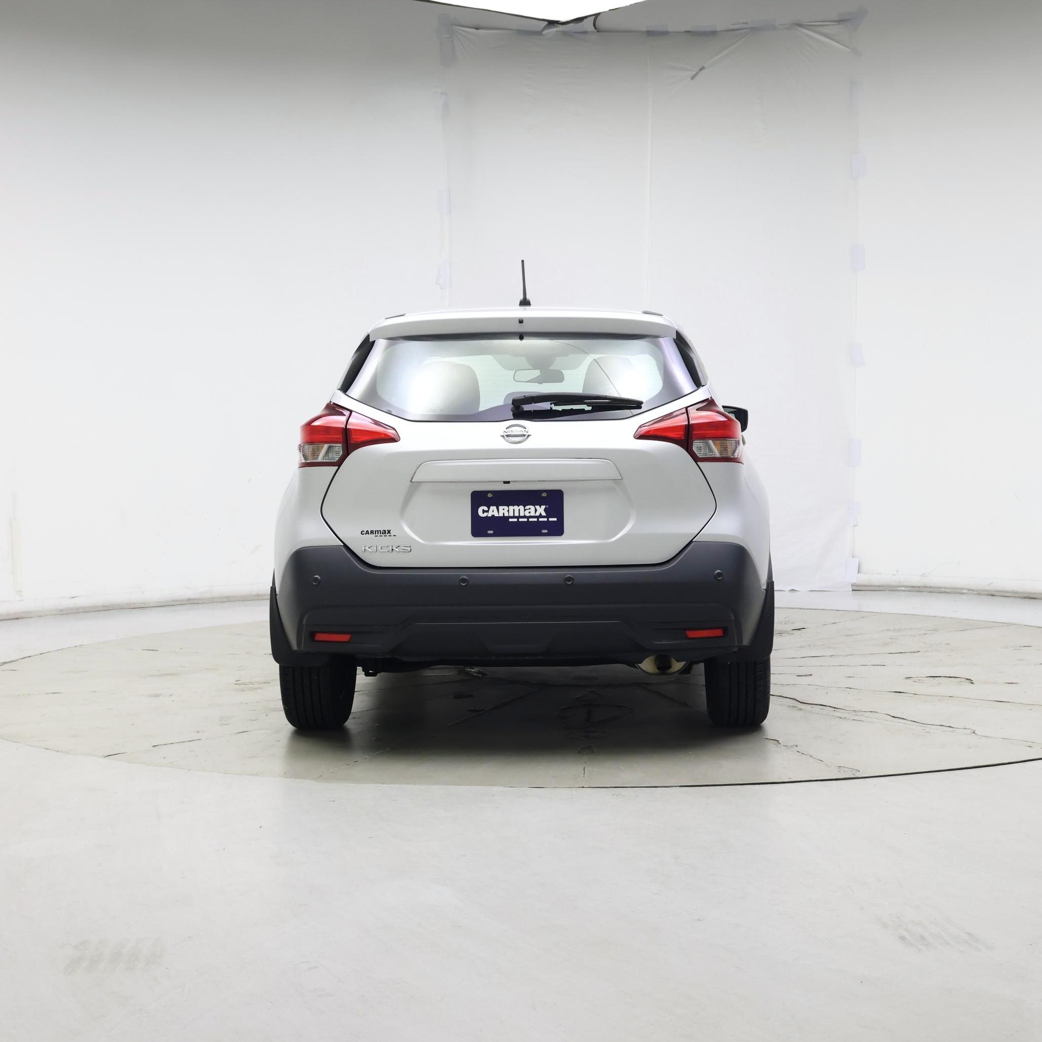 Thumbnail: 2020 Nissan Kicks - 6