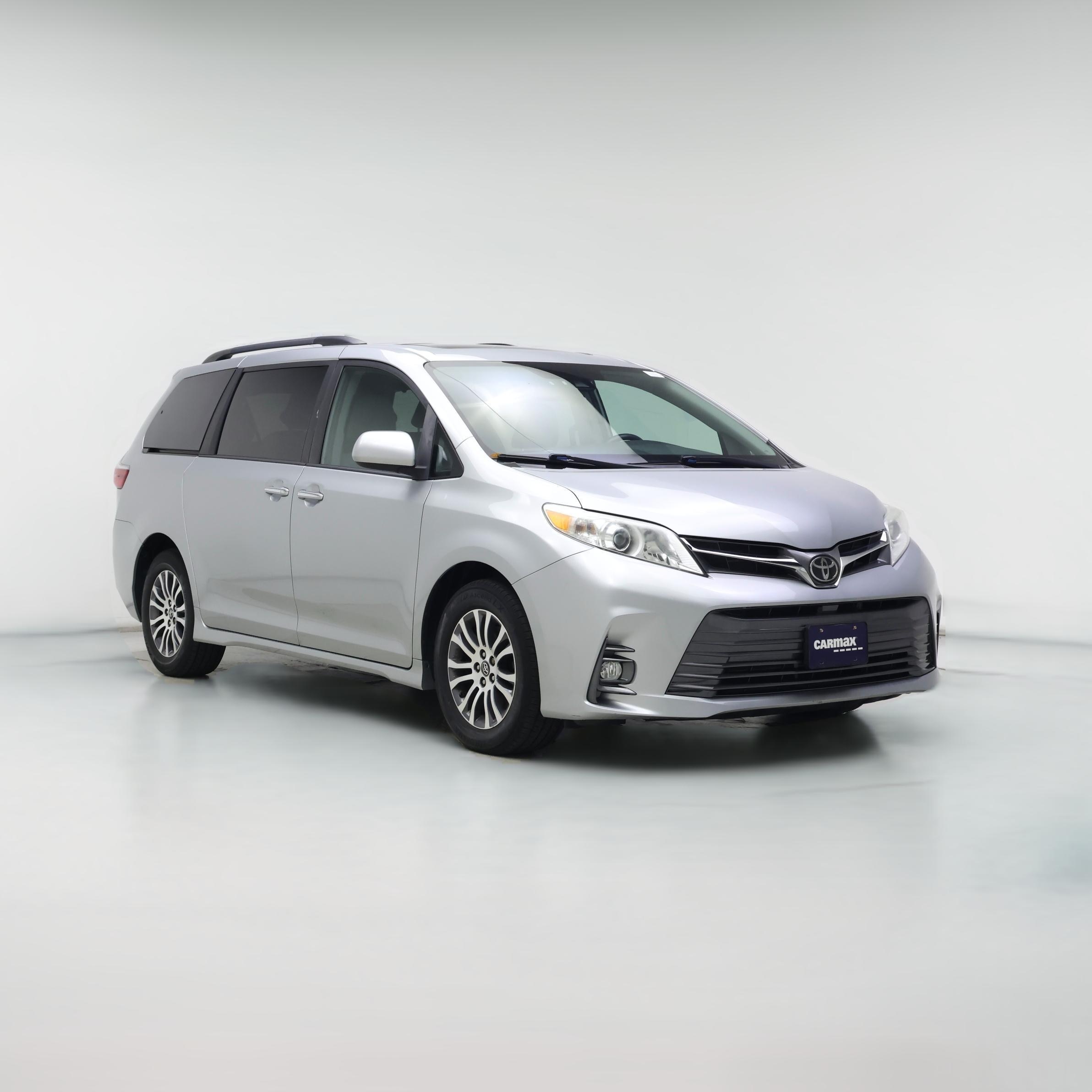 Thumbnail: 2020 Toyota Sienna - 1