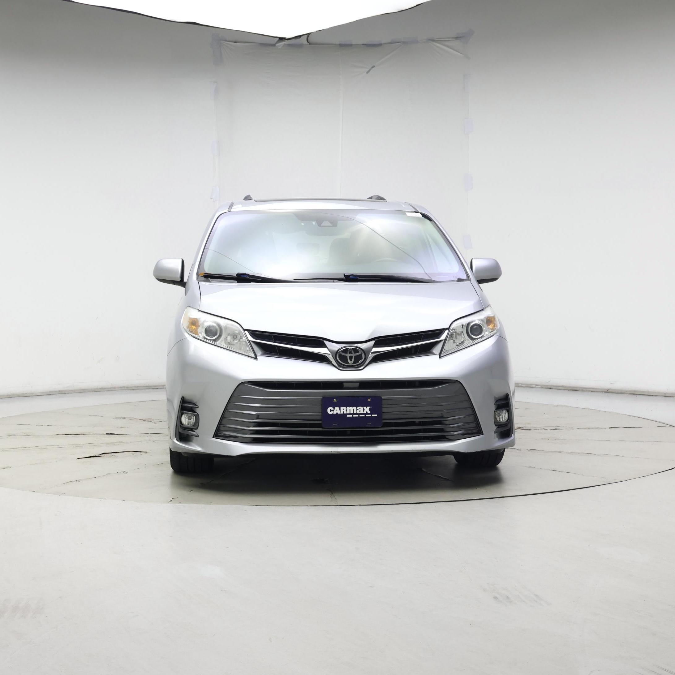 Thumbnail: 2020 Toyota Sienna - 5