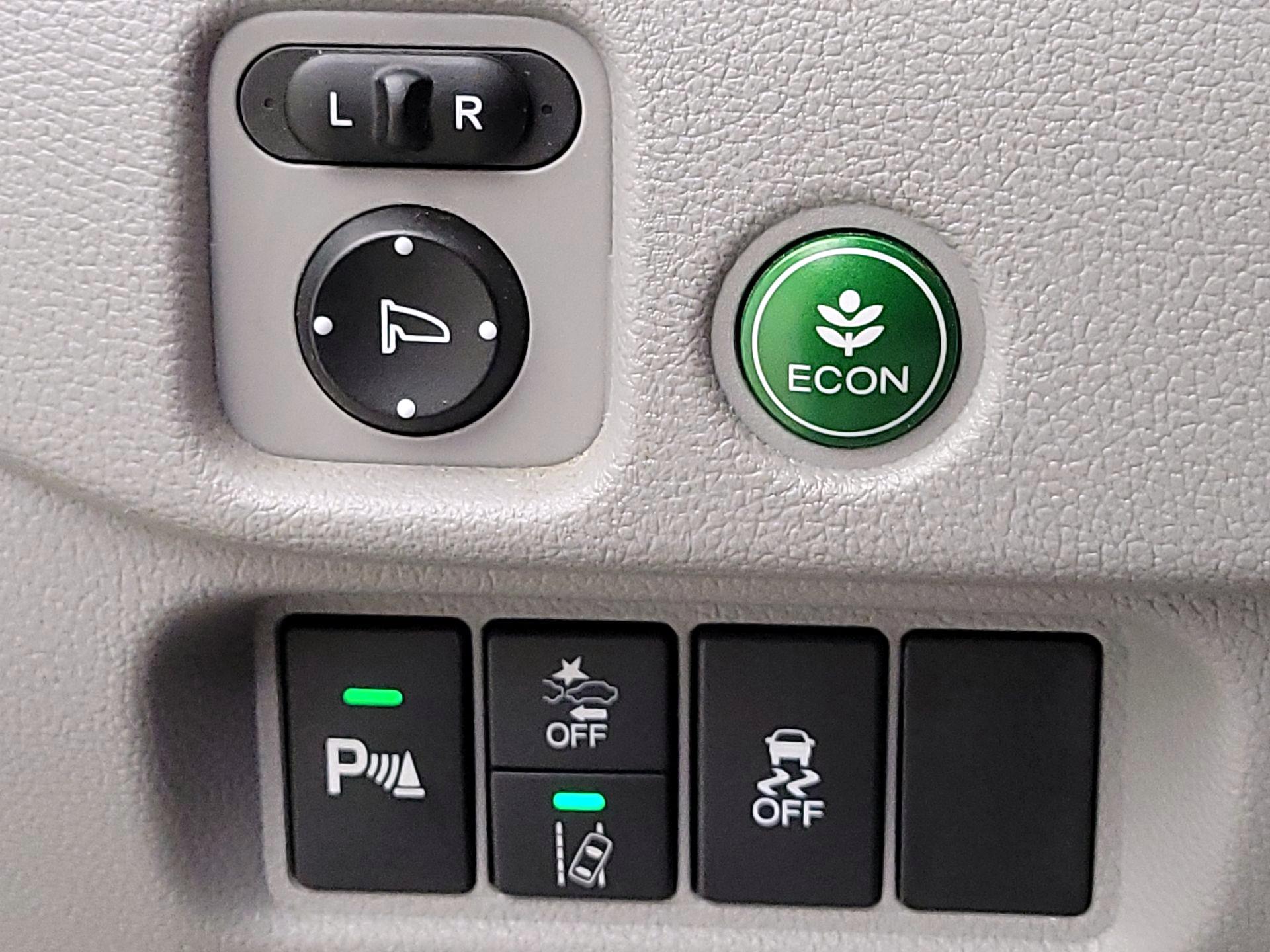 Thumbnail: 2019 Honda Pilot - 13