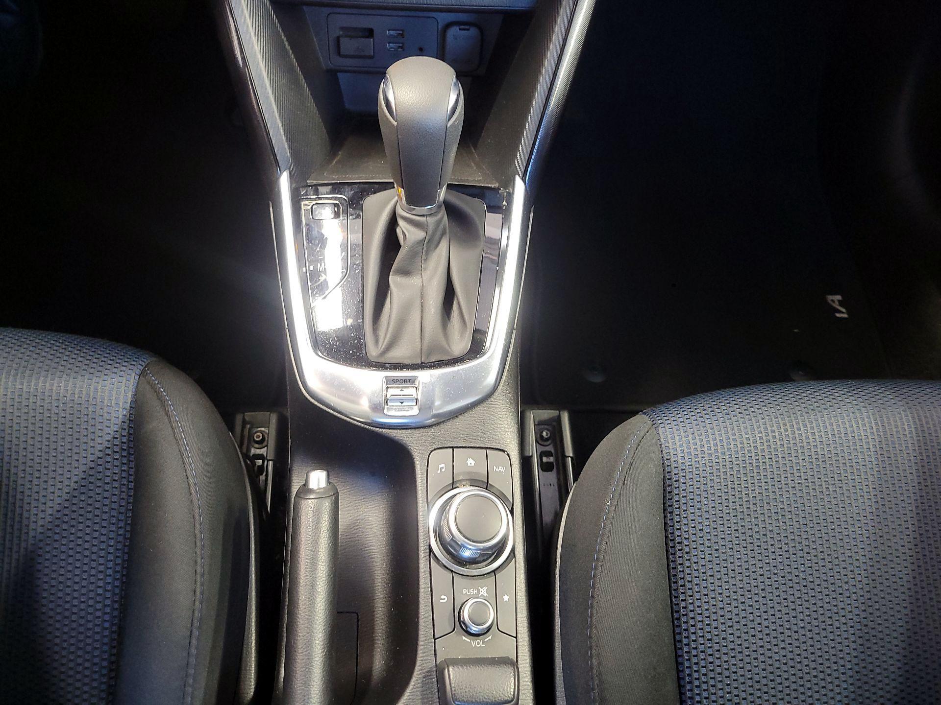 Thumbnail: 2017 Toyota Yaris iA - 17