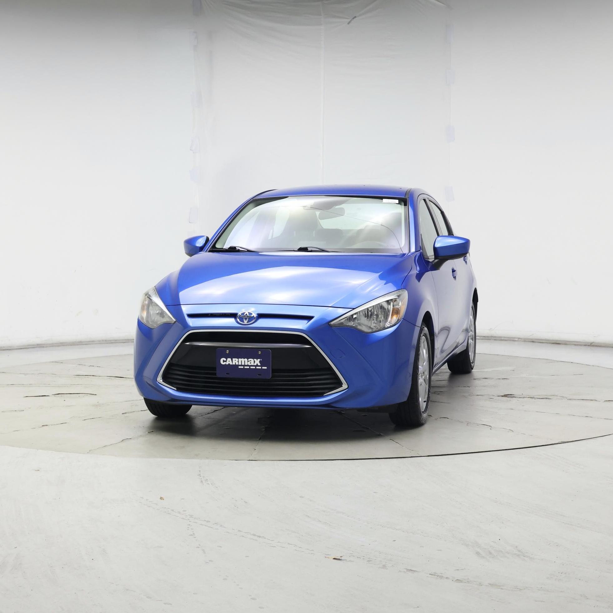 Thumbnail: 2017 Toyota Yaris iA - 4