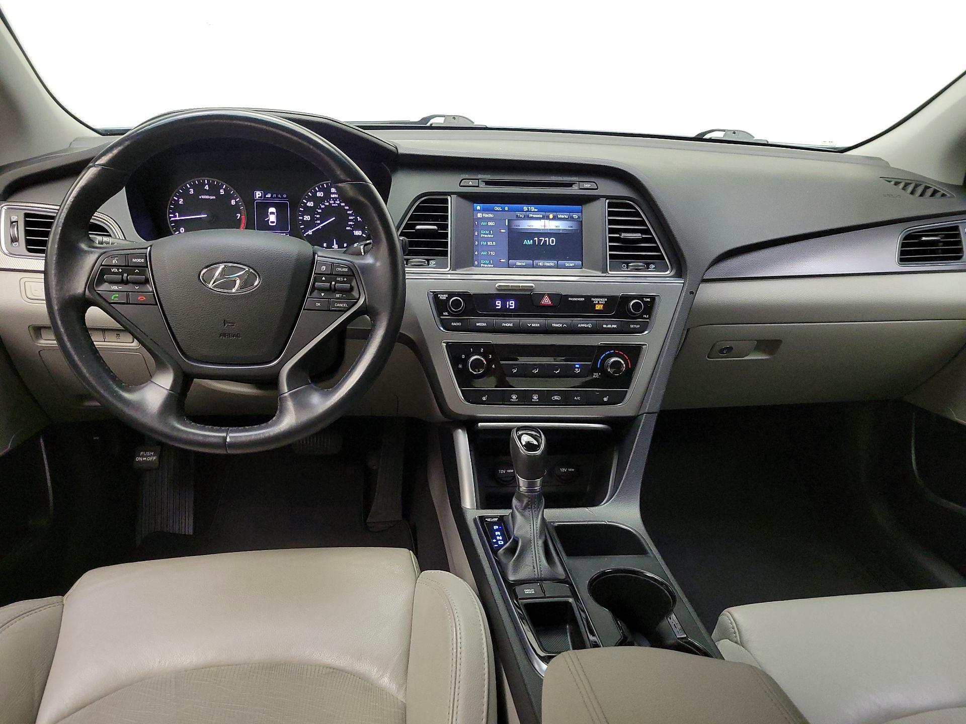 Thumbnail: 2016 Hyundai Sonata - 9