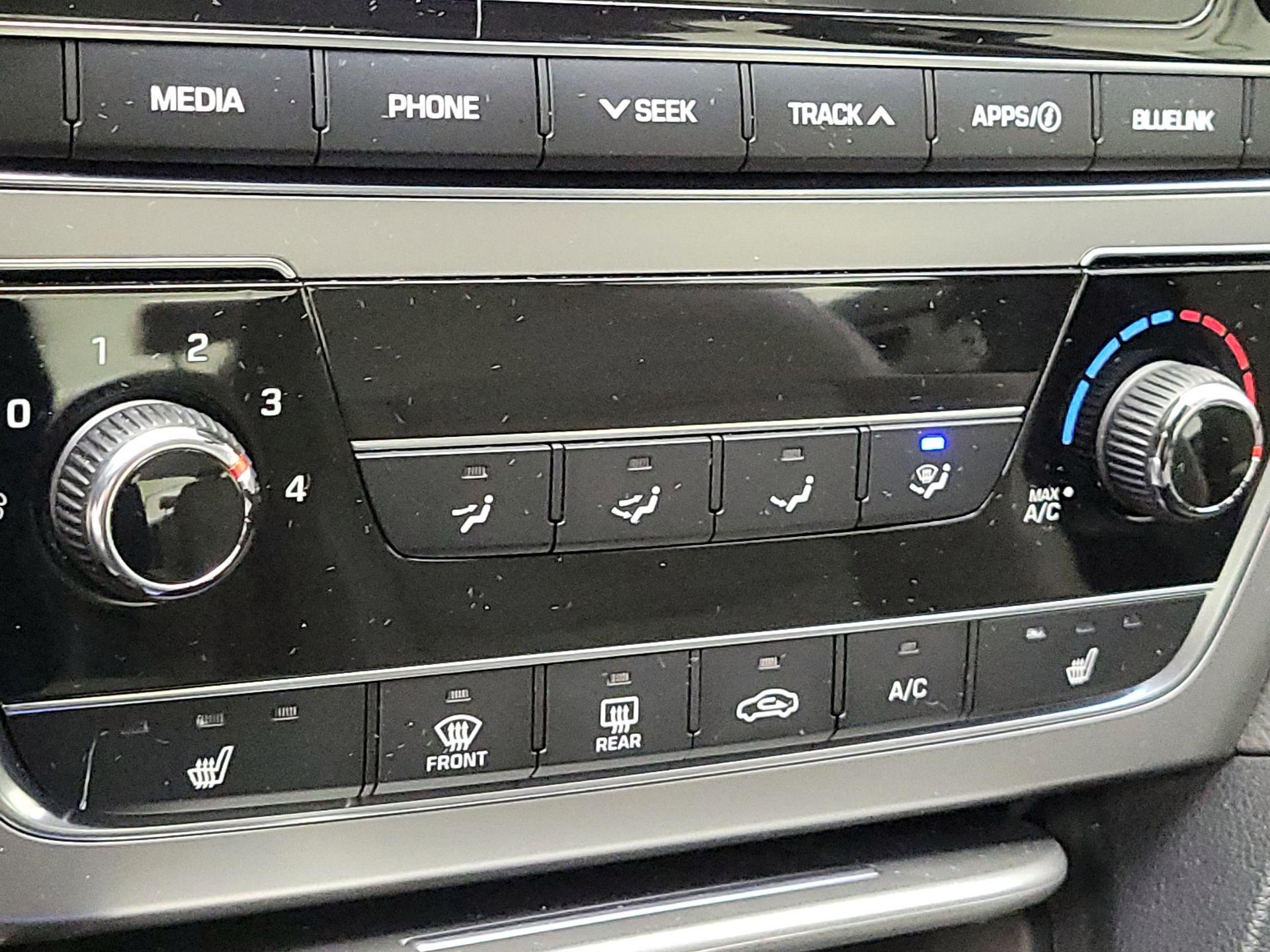 Thumbnail: 2016 Hyundai Sonata - 16