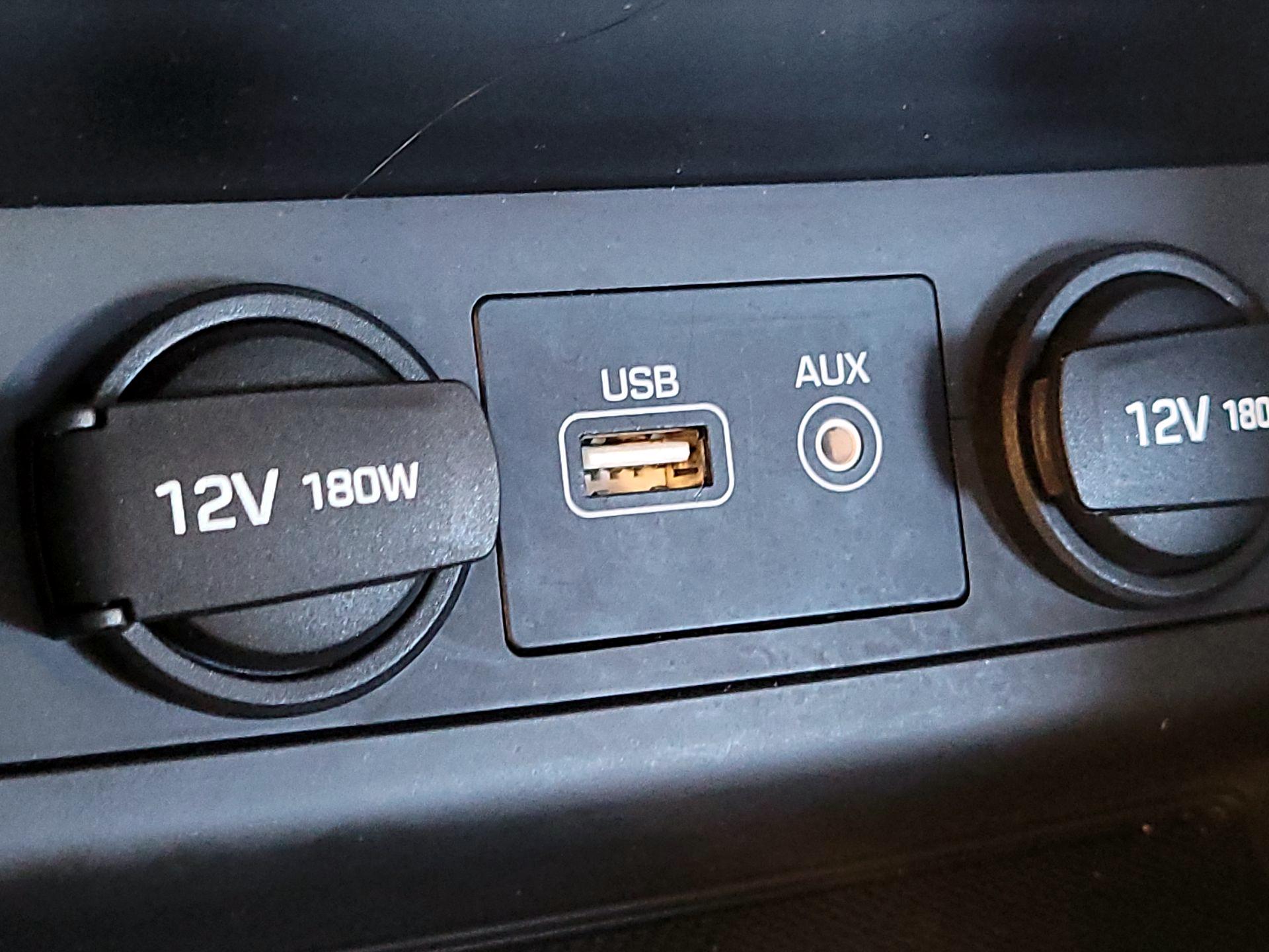 Thumbnail: 2016 Hyundai Sonata - 18