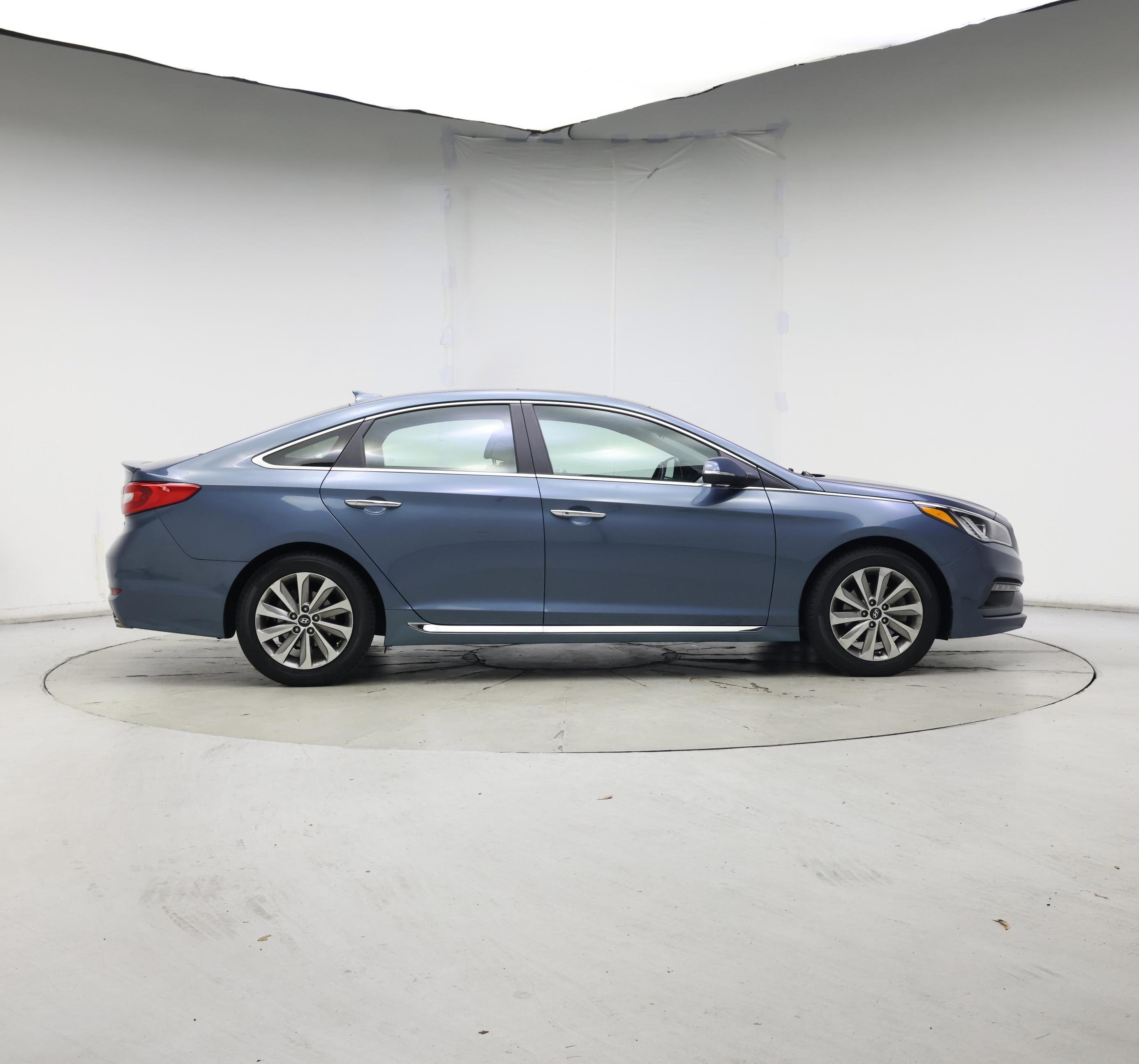 Thumbnail: 2016 Hyundai Sonata - 7