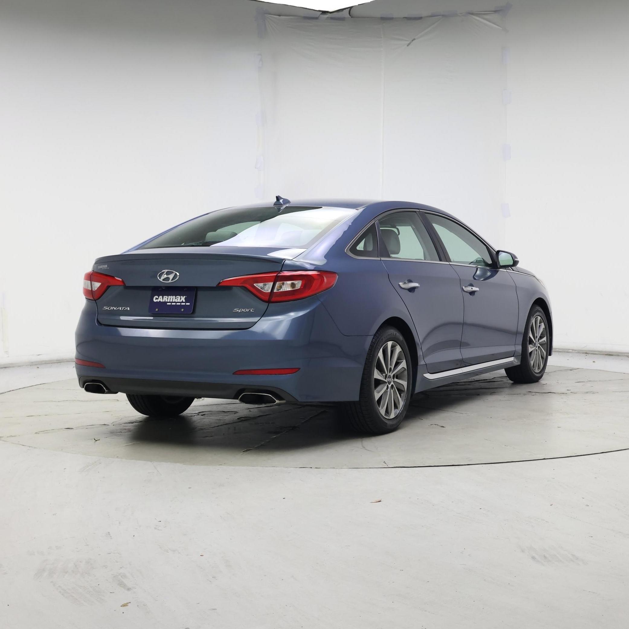 Thumbnail: 2016 Hyundai Sonata - 8