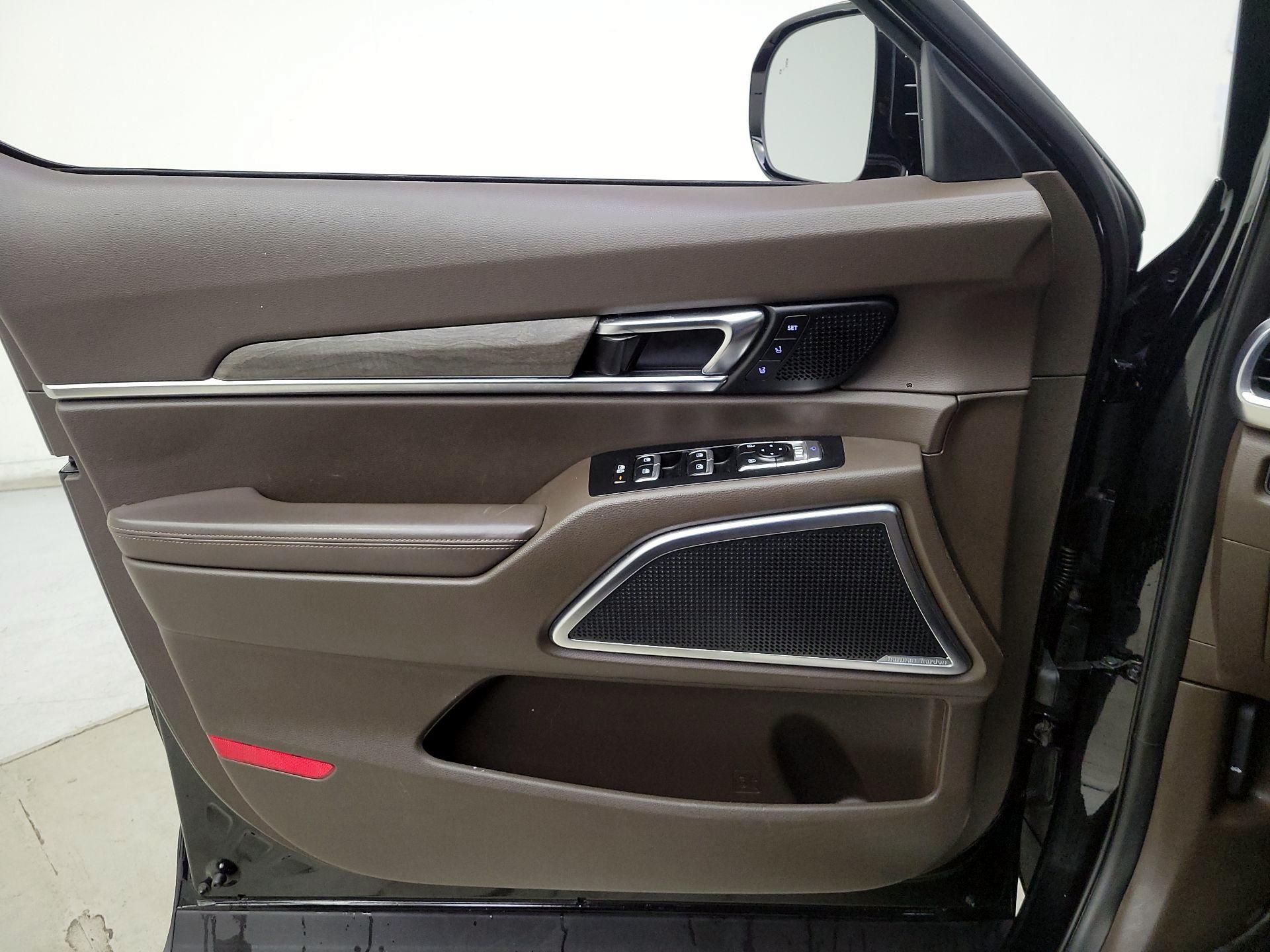 Thumbnail: 2022 Kia Telluride - 12