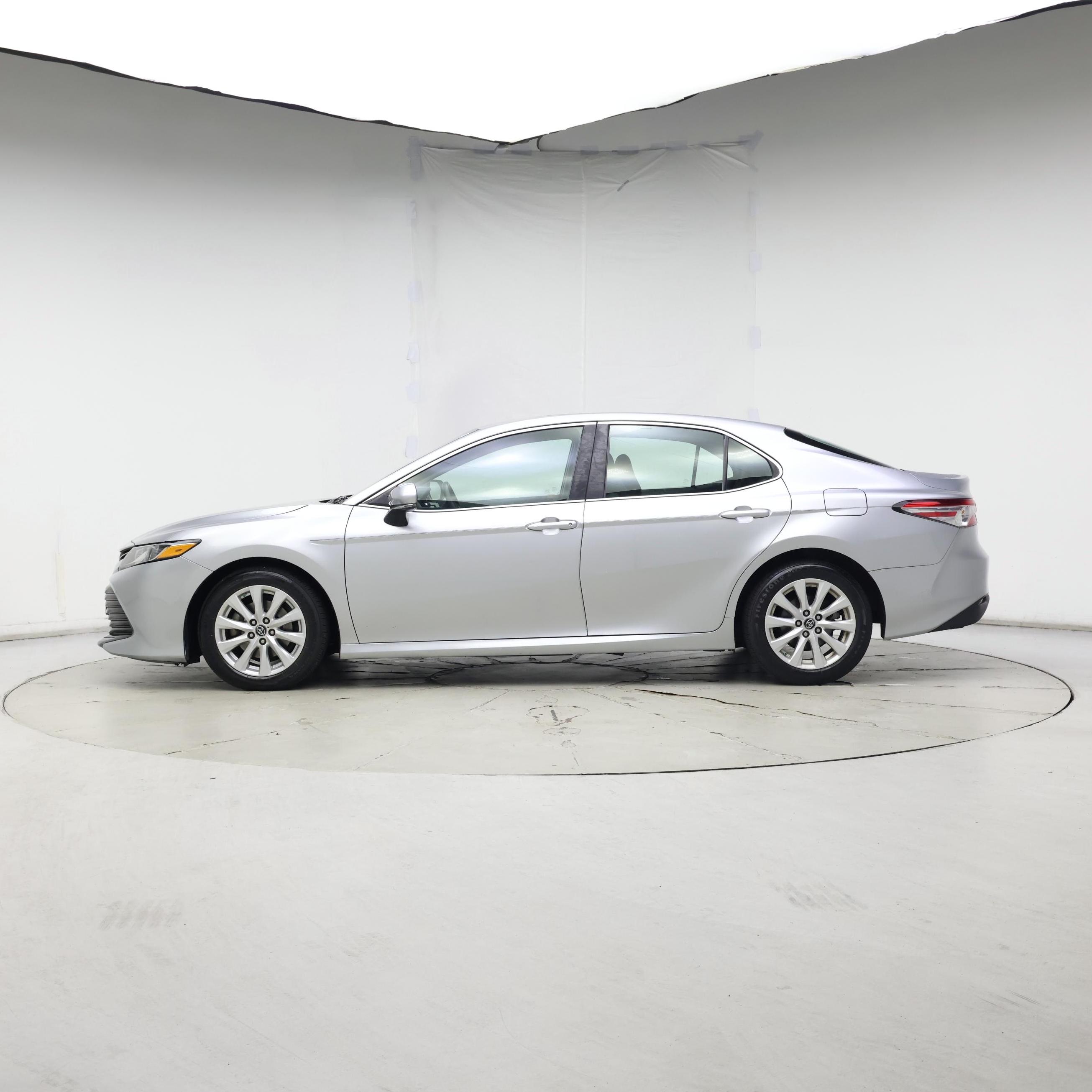Thumbnail: 2018 Toyota Camry - 3