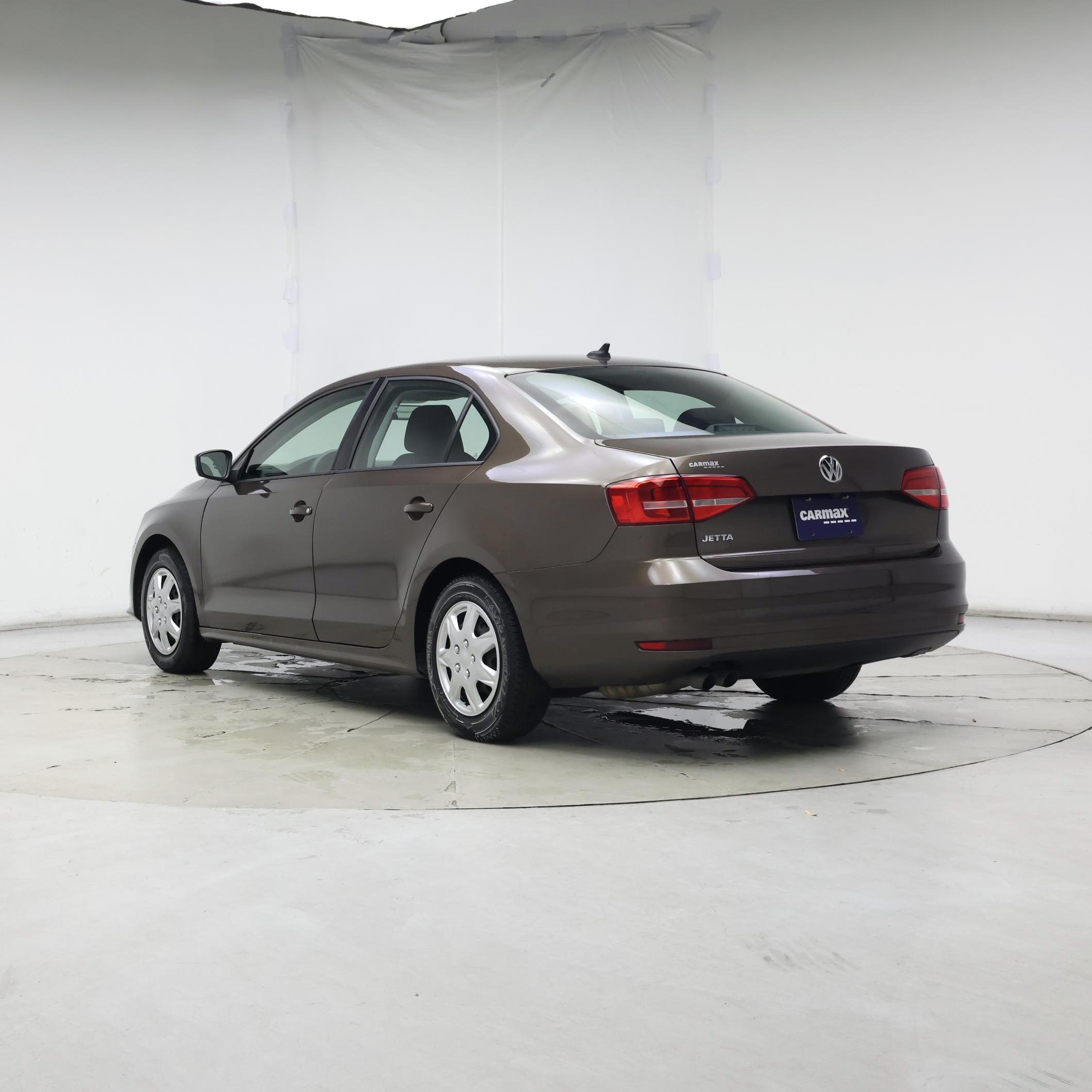 Thumbnail: 2015 Volkswagen Jetta - 2